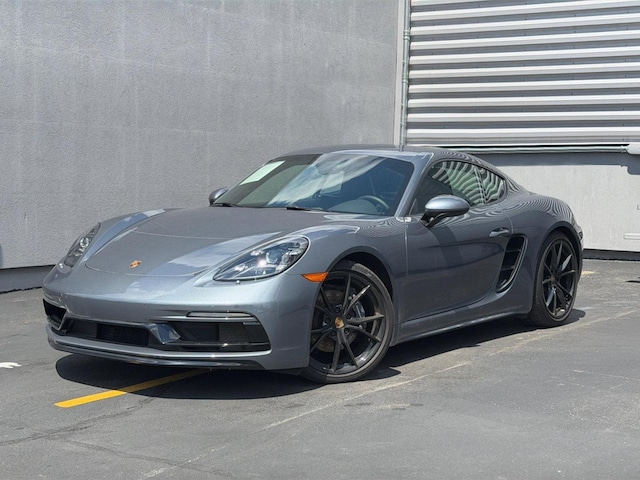 2025 Porsche 718 Cayman