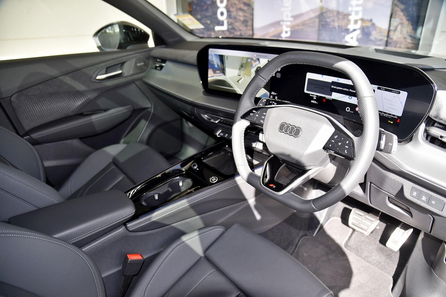 Image about Audi Q3 SUV TFSI quattro 195 kW