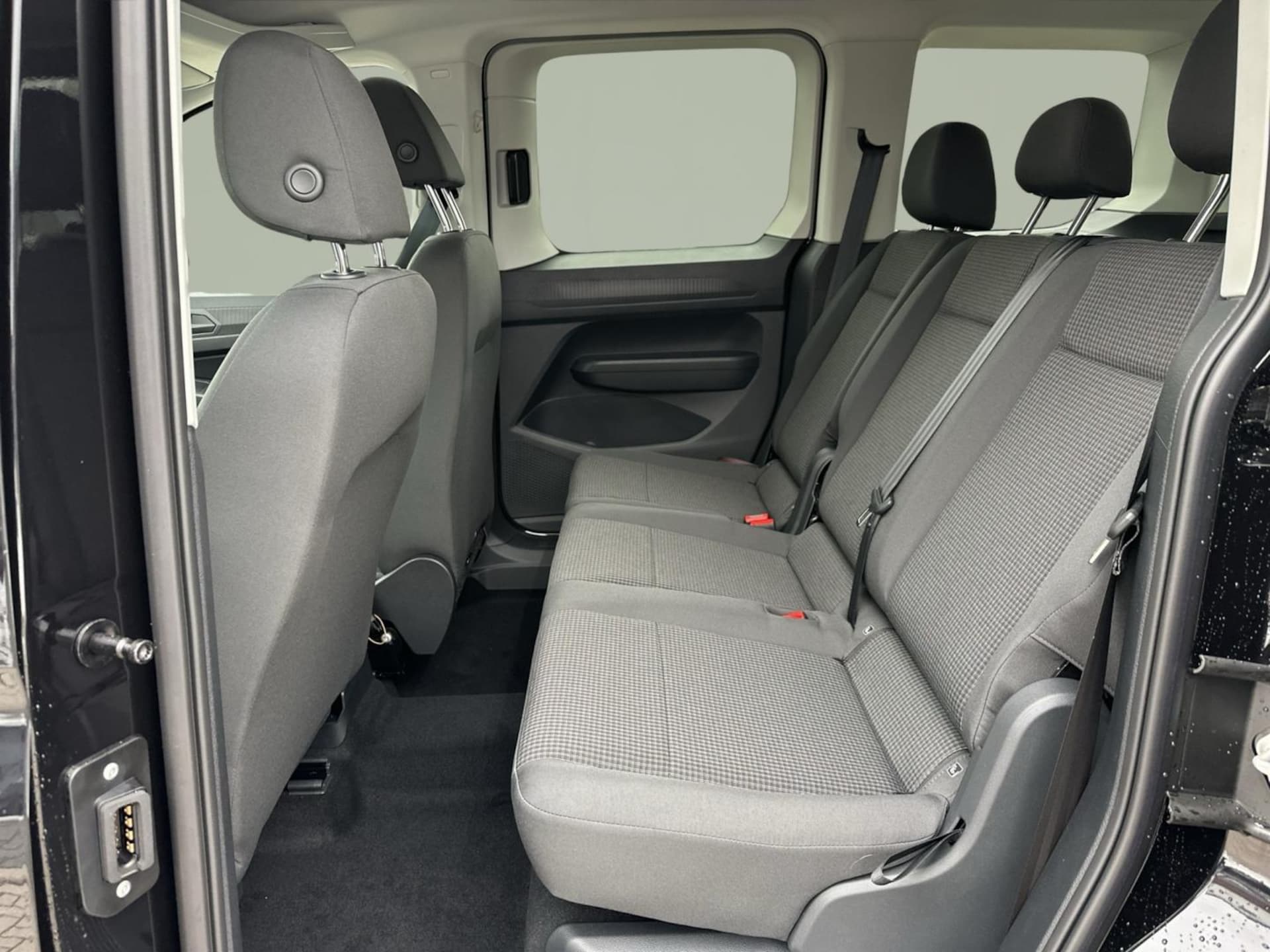 Volkswagen Caddy Basis-Modell