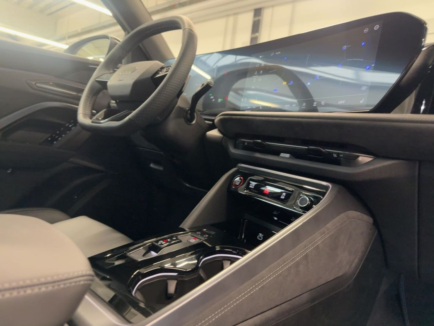 Bild über Audi Q5 Sportback TDI quattro 150 kW S tronic - für weitere Informationen kontaktieren Sie den Audi Partner