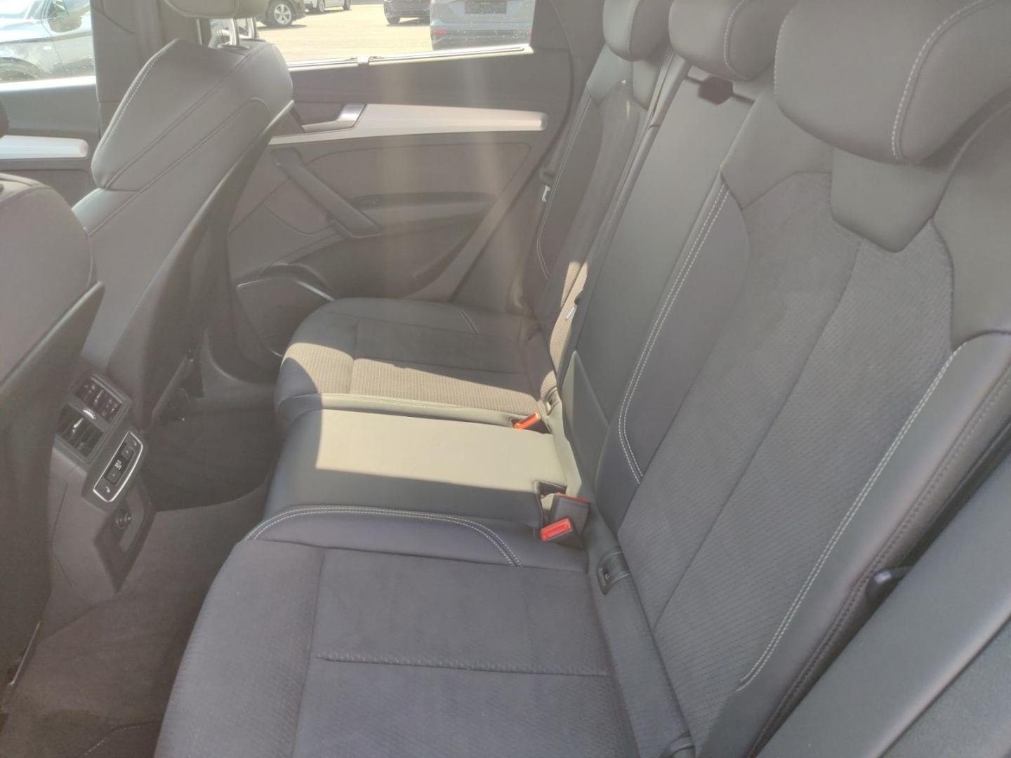 Bild über Audi SQ5 Sportback TDI tiptronic - für weitere Informationen kontaktieren Sie den Audi Partner