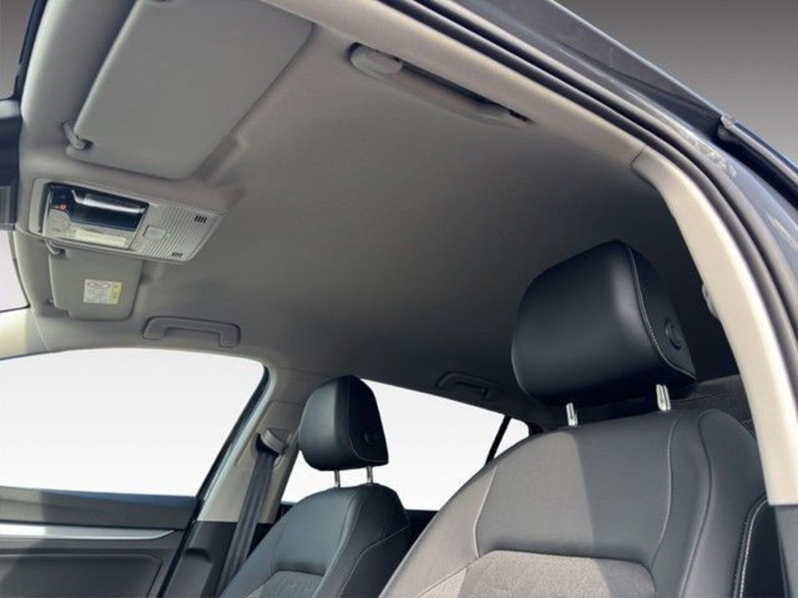 Volkswagen Golf Variant – Bild 13