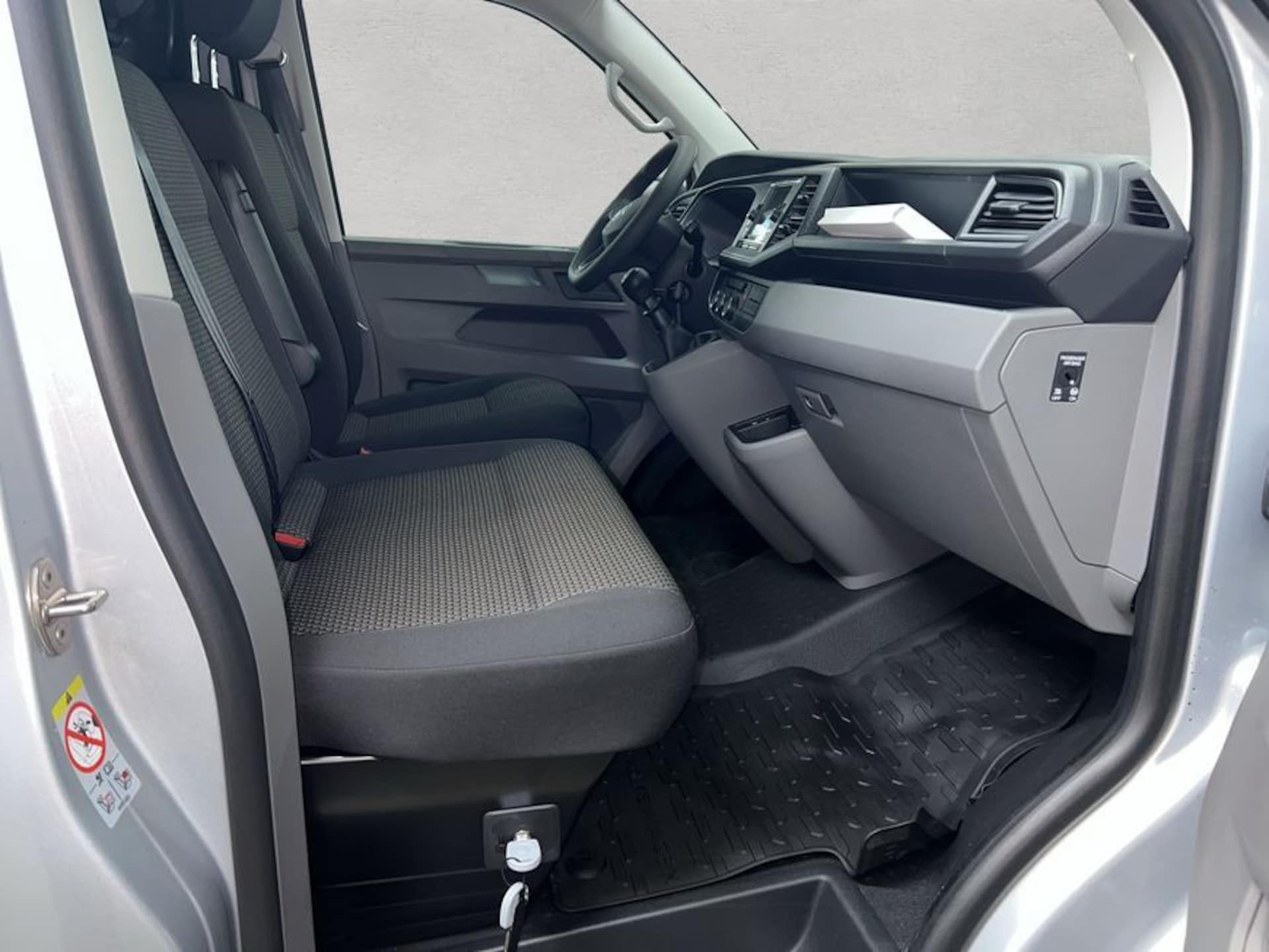 Volkswagen T6.1 Transporter Kasten kurzer Radstand