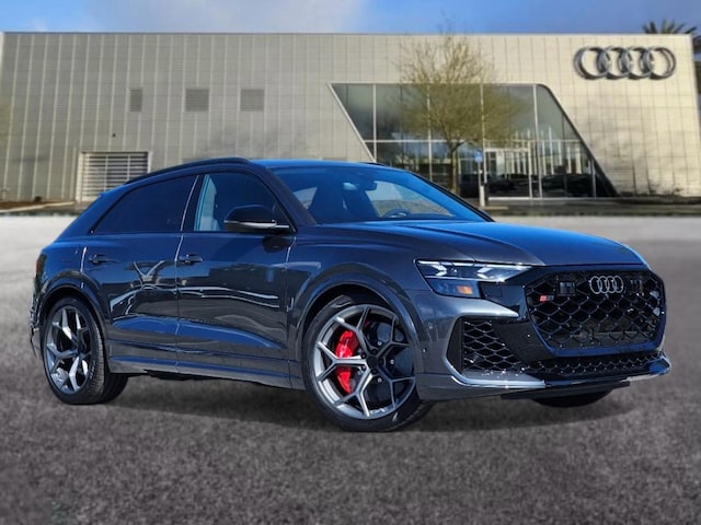 Photo of 2026 Audi RS Q8 SUV performance 