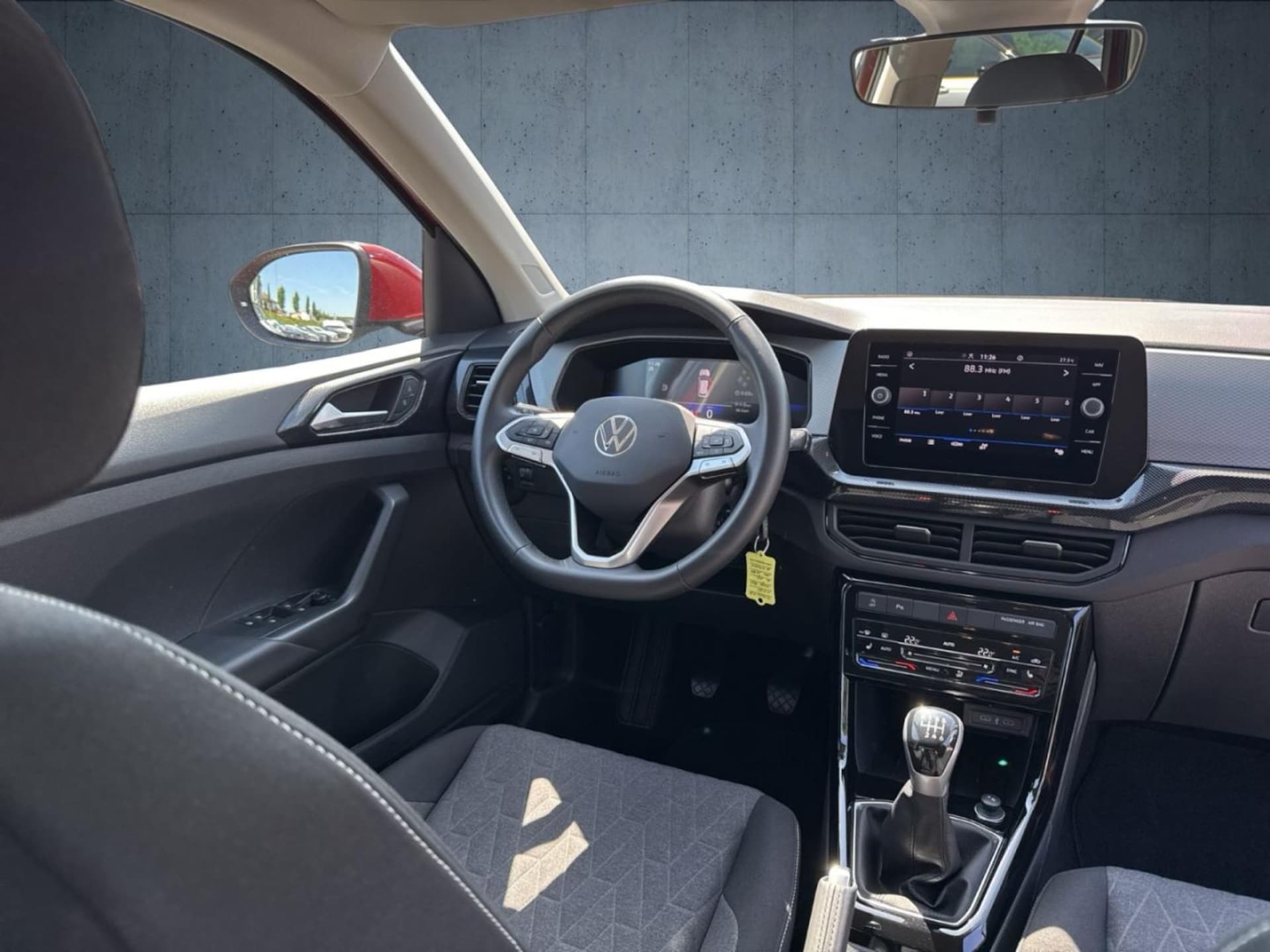 Volkswagen T-Cross Life