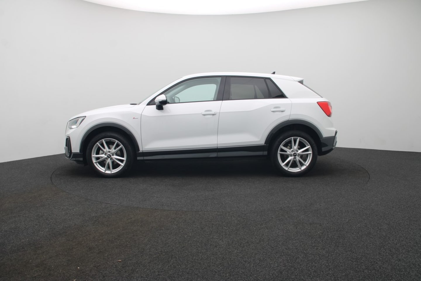 Bild über Audi Q2 S line 35 TFSI S tronic - für weitere Informationen kontaktieren Sie den Audi Partner