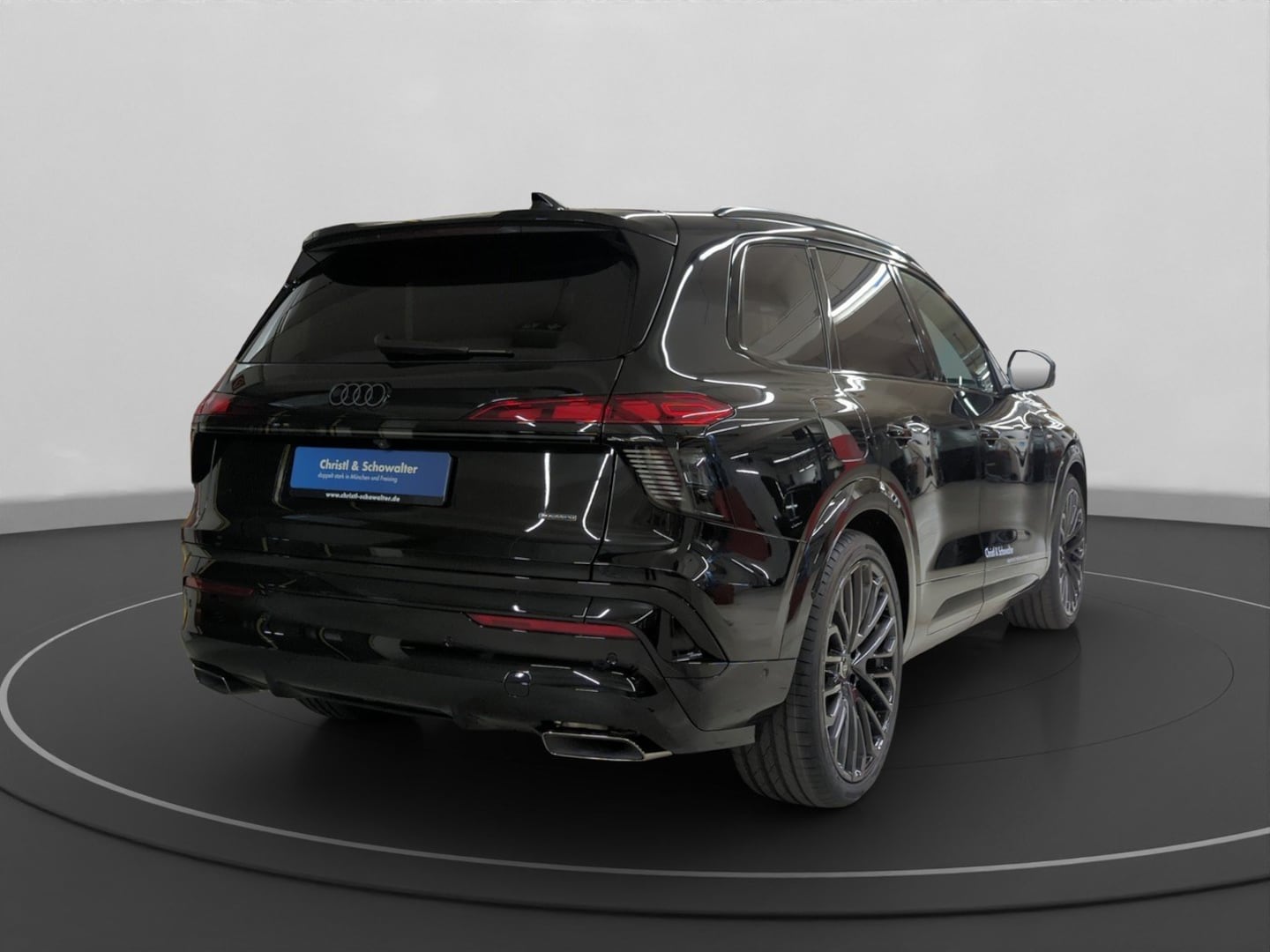 Bild über Audi Q7 SUV TDI quattro 220 kW tiptronic - für weitere Informationen kontaktieren Sie den Audi Partner
