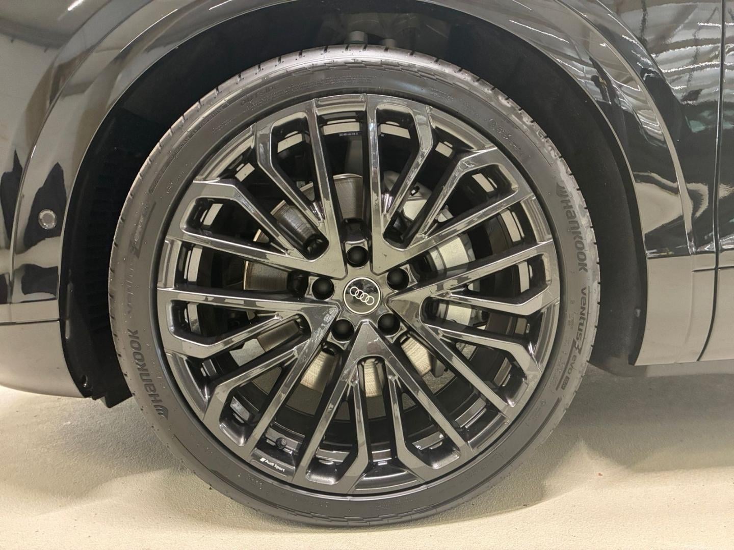 Bild über Audi Q7 SUV TDI quattro 220 kW tiptronic - für weitere Informationen kontaktieren Sie den Audi Partner