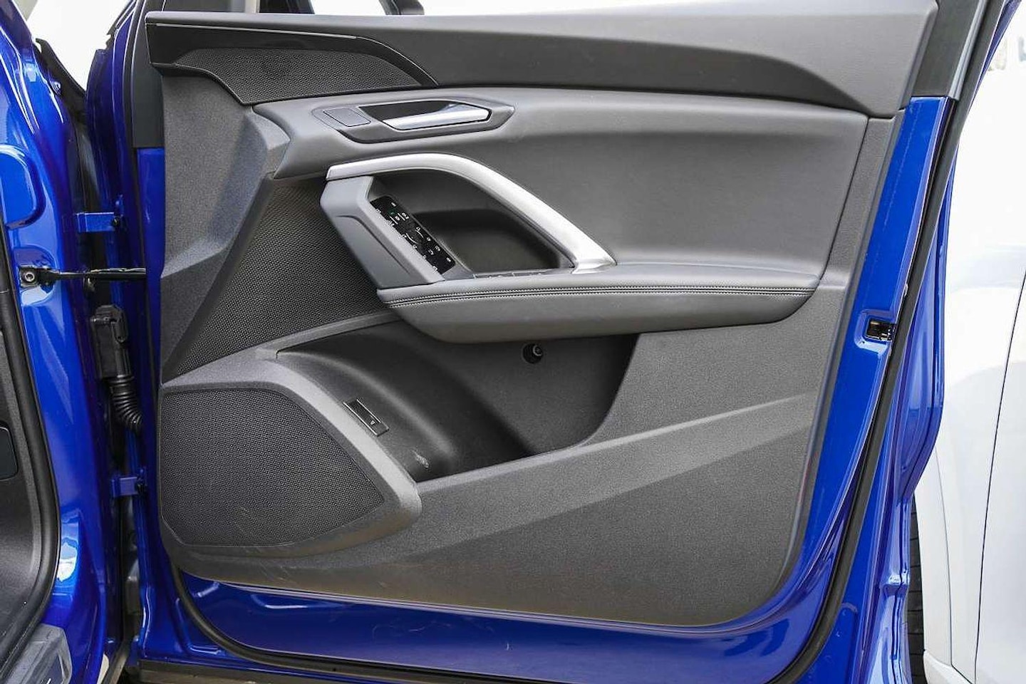 Image about Audi Q5 SUV TFSI 150 kW