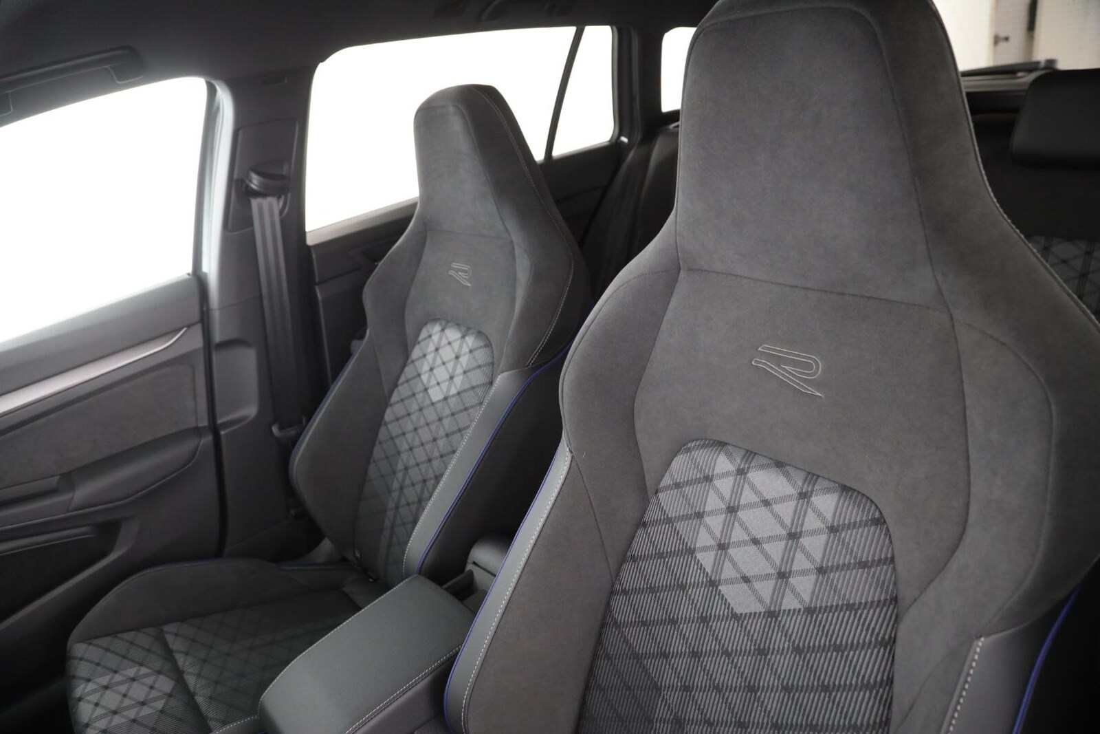 Volkswagen Golf Variant – Bild 12