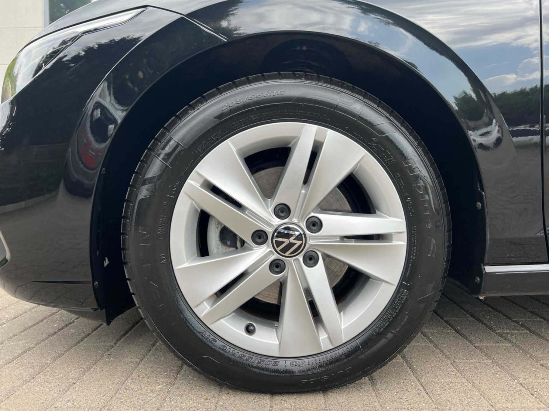 Volkswagen Golf Variant Life