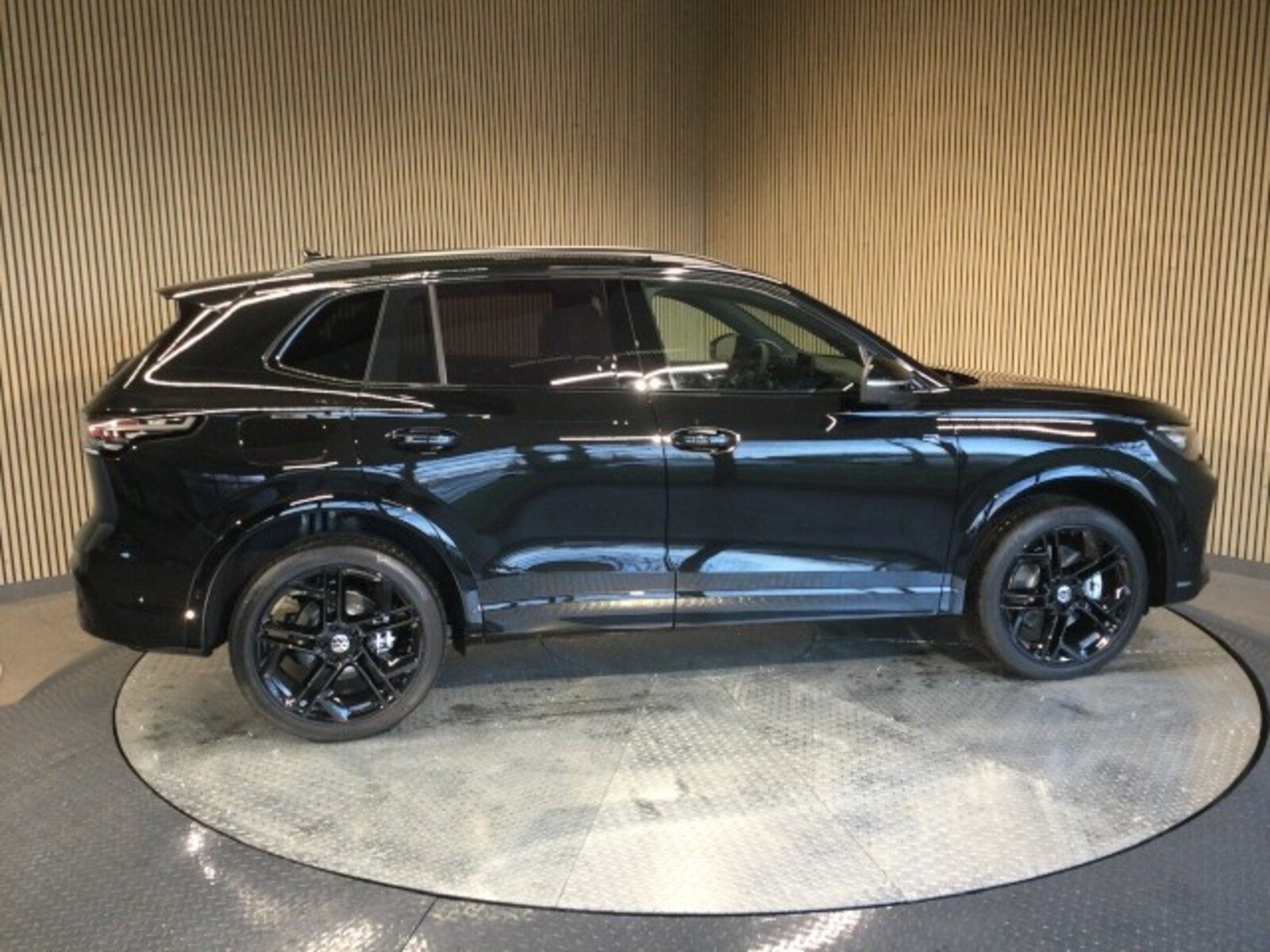 Volkswagen Tiguan – Bild 5