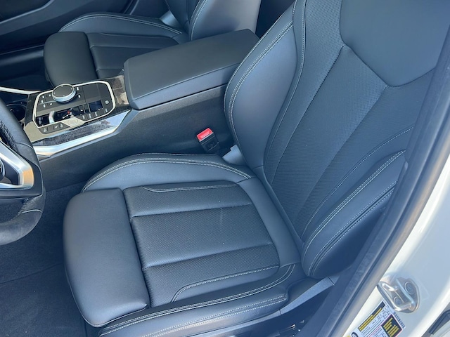 2023 BMW 3 Series 29