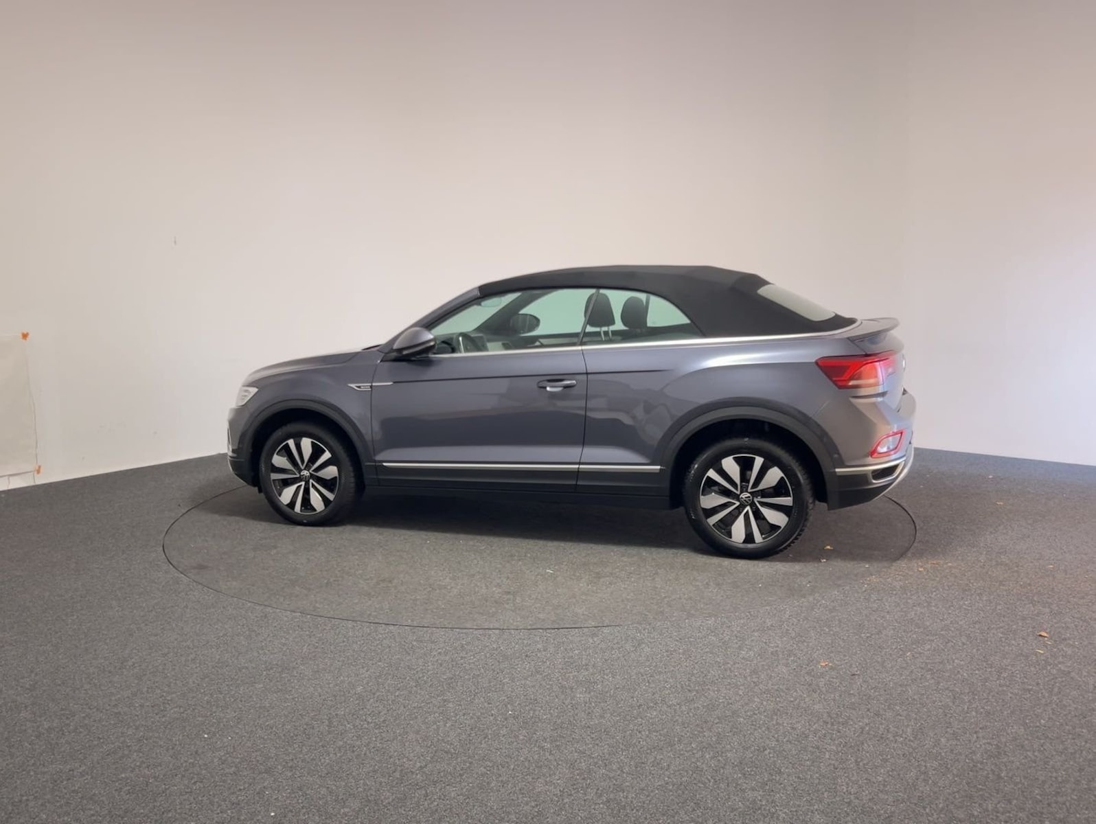 Volkswagen T-Roc Cabriolet – Bild 6