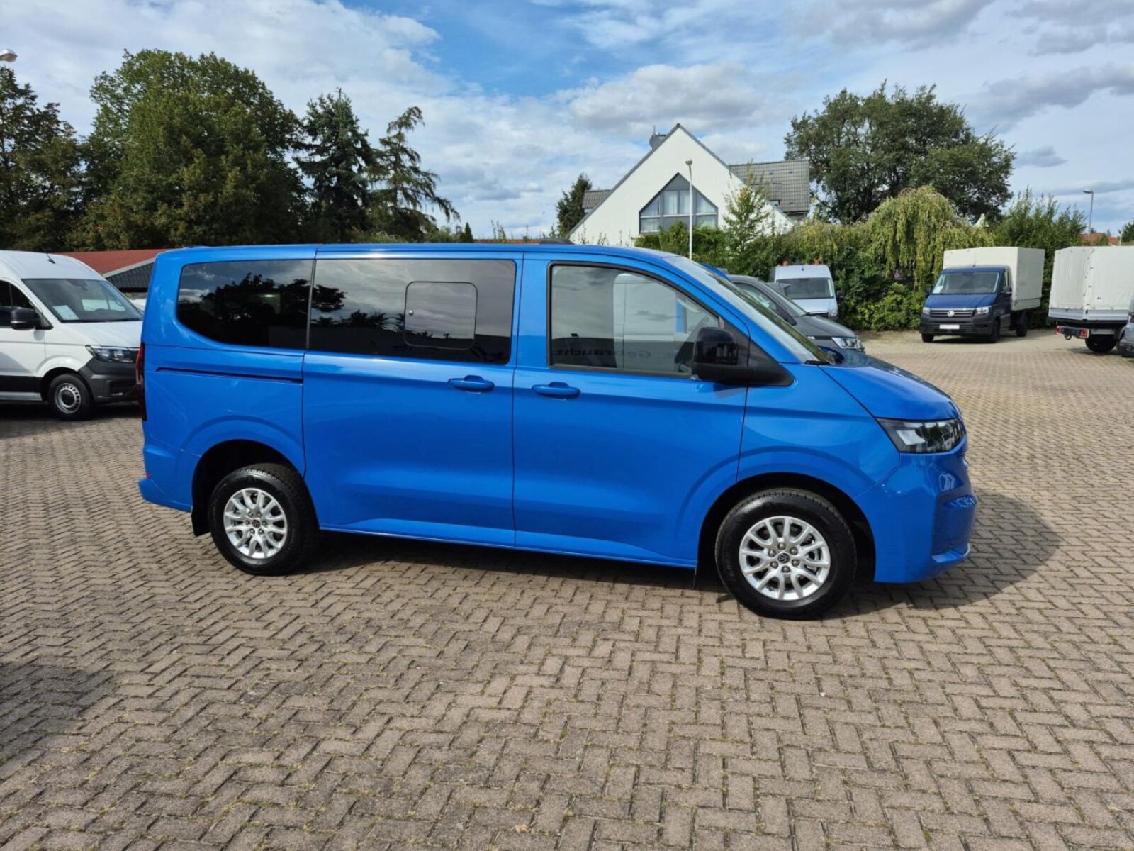 Volkswagen Caravelle – Bild 17