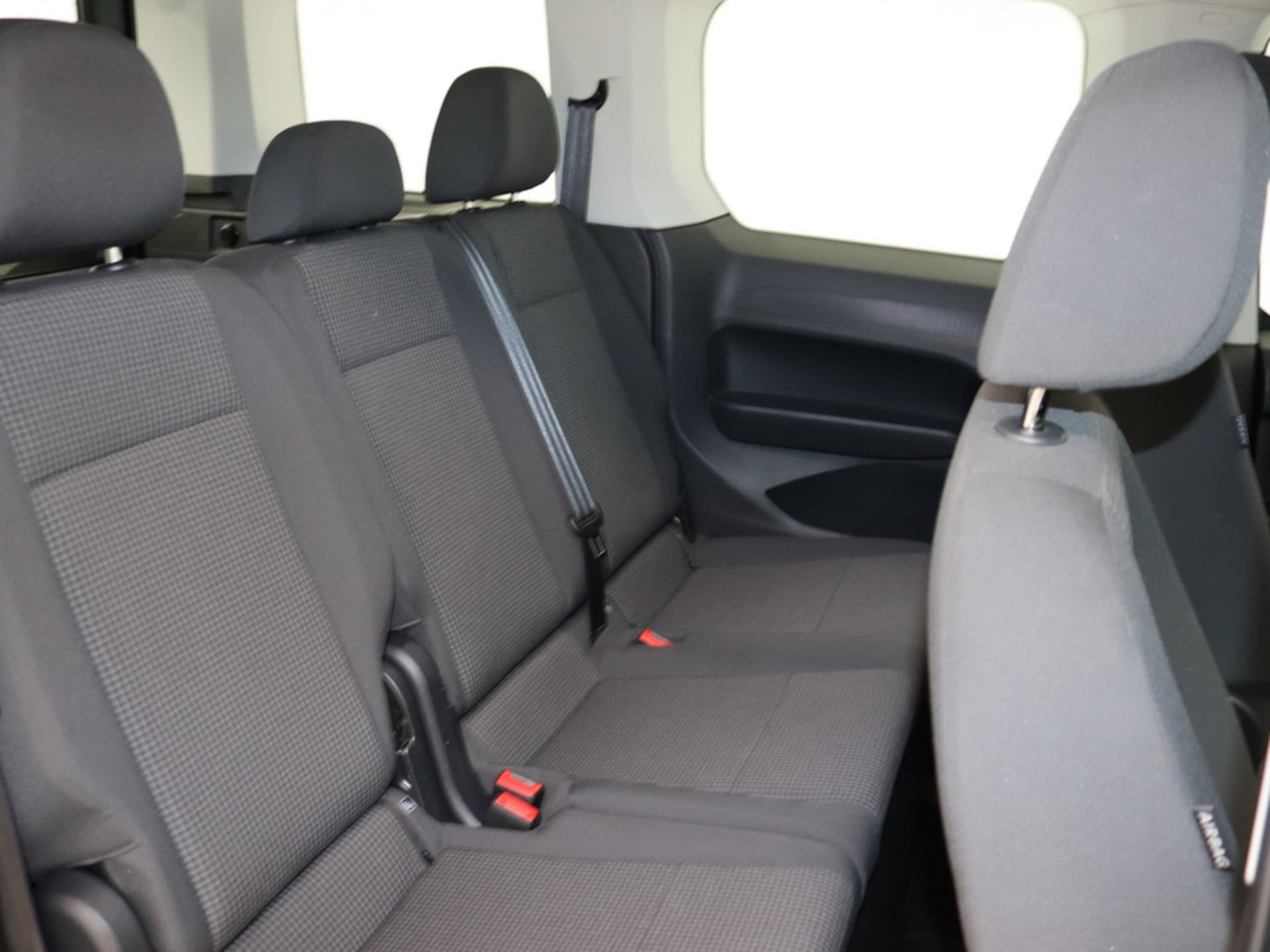 Volkswagen Caddy Kombi Basis-Modell