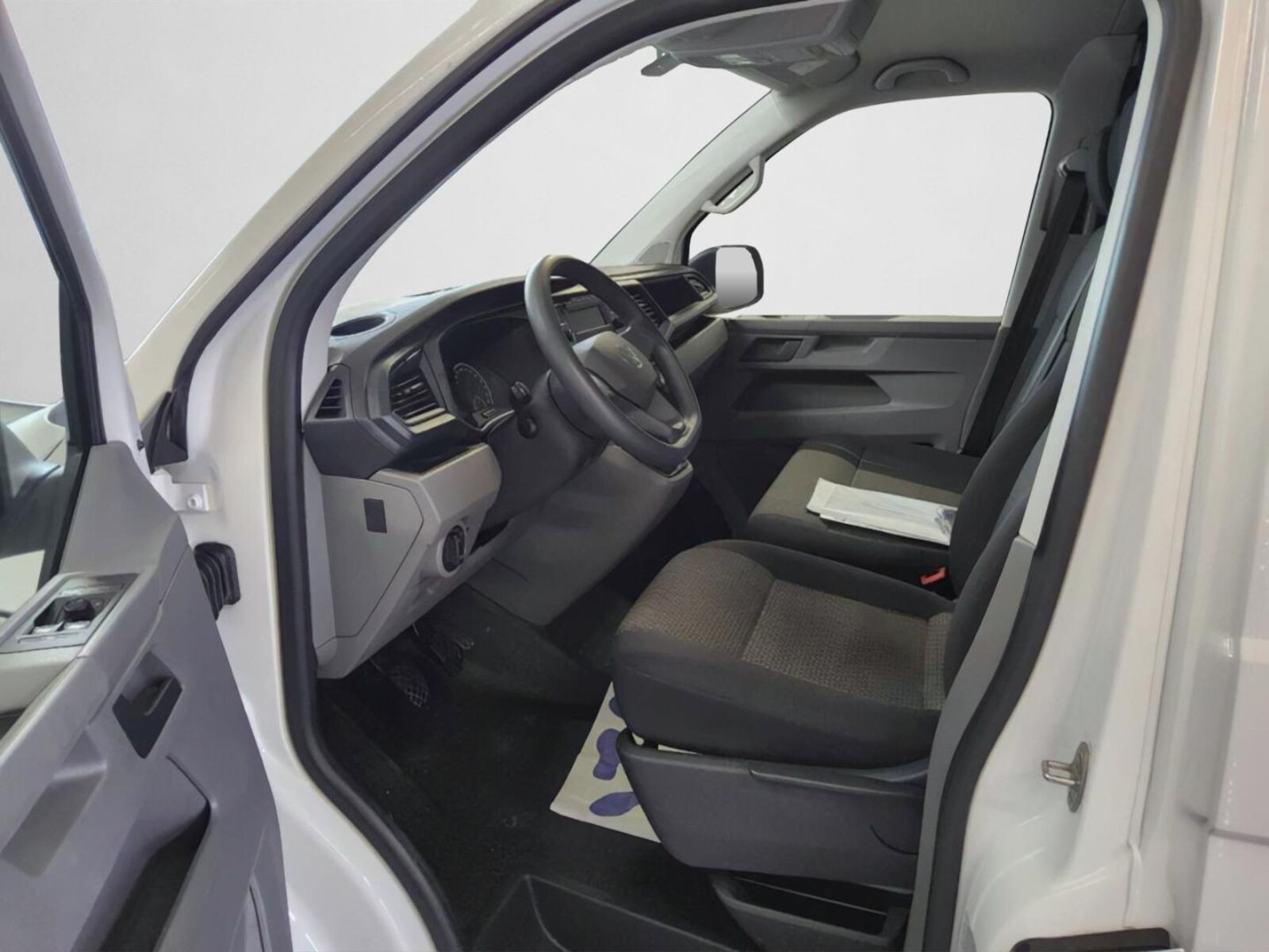 Volkswagen T6.1 Transporter Kasten kurzer Radstand – Bild 3