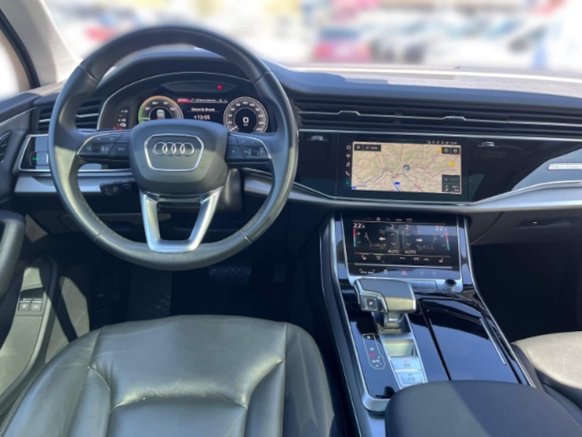 Audi Q7 SUV TFSI e S line