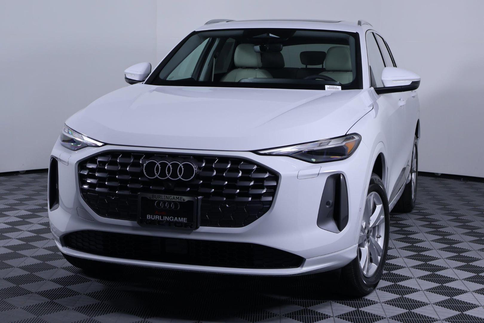 2026 Audi Q5 Premium quattro's photo