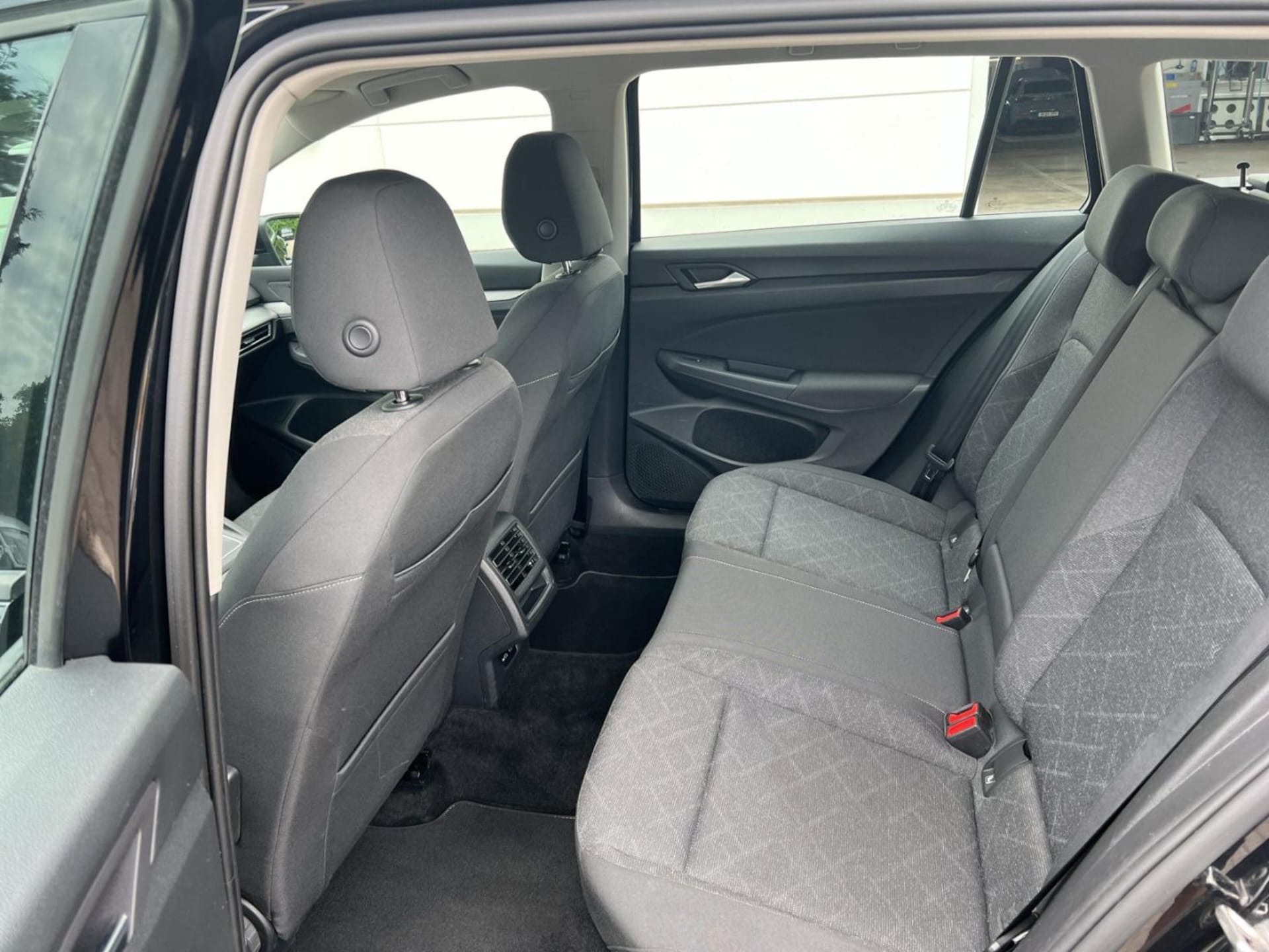 Volkswagen Golf Variant Life