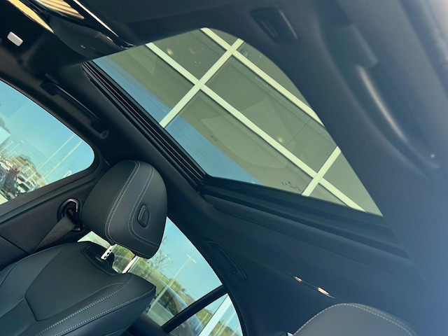 2023 BMW 3 Series 31
