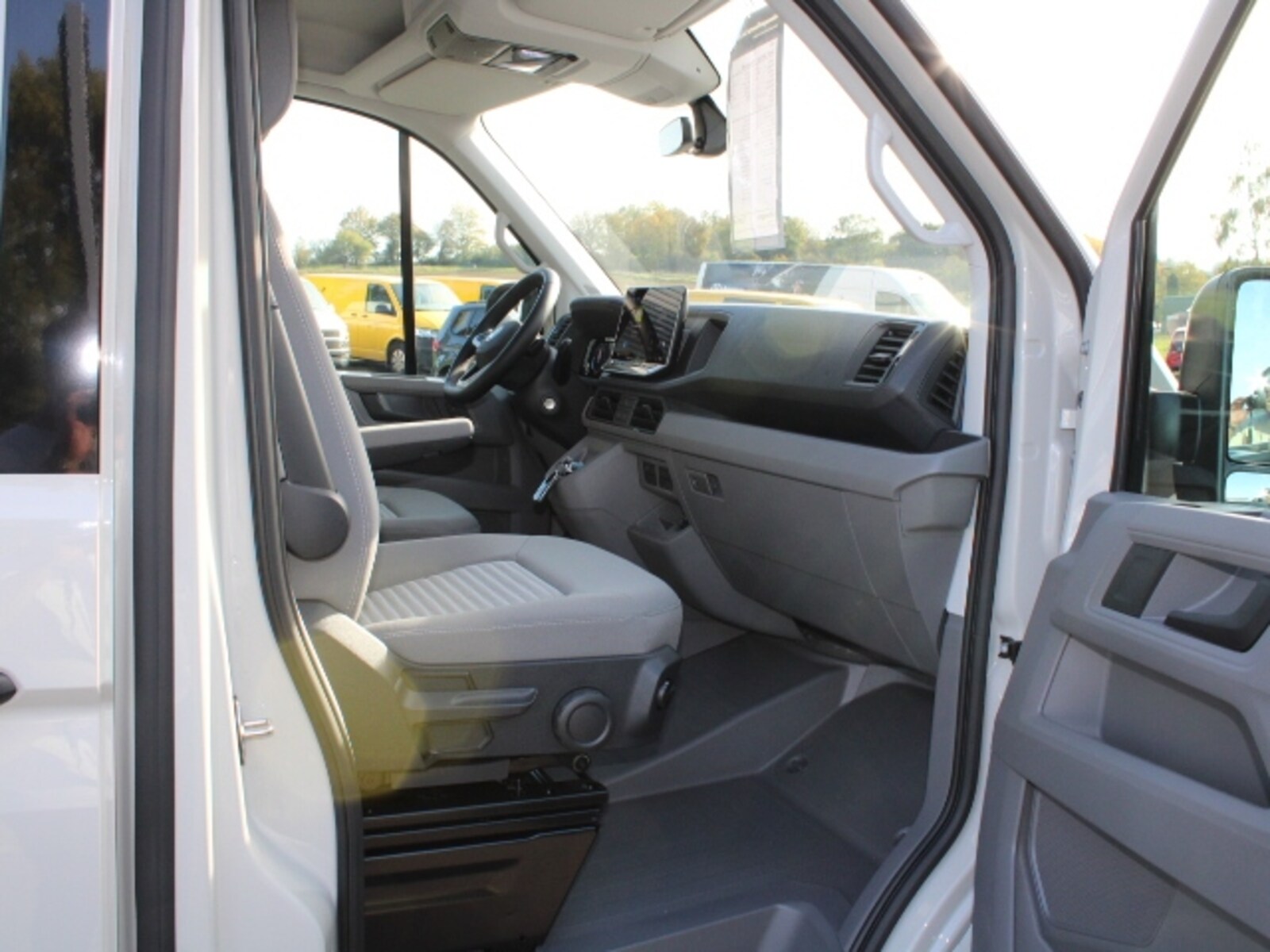 Volkswagen Grand California 680 – Bild 7