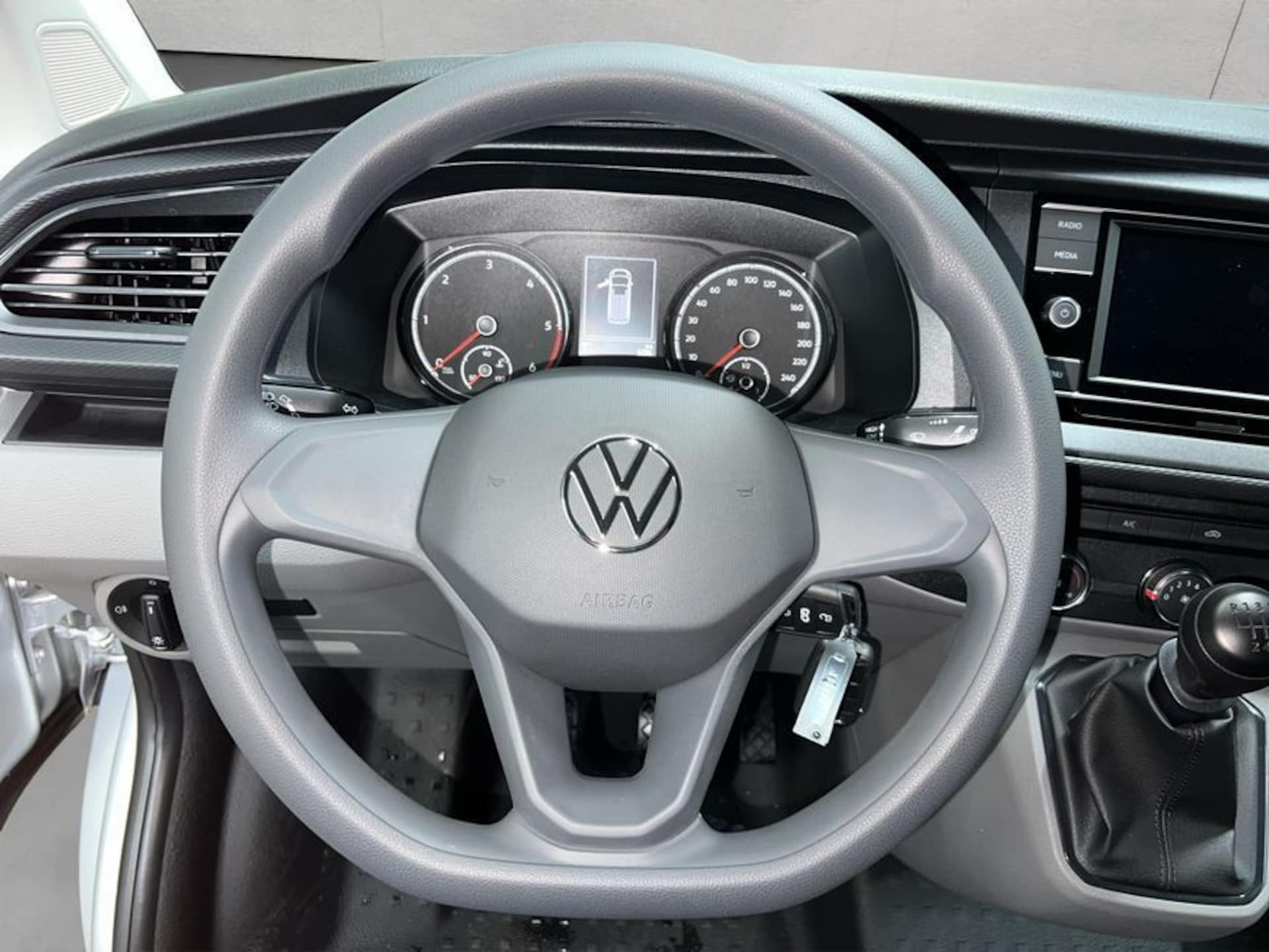 Volkswagen T6.1 Transporter Kasten kurzer Radstand