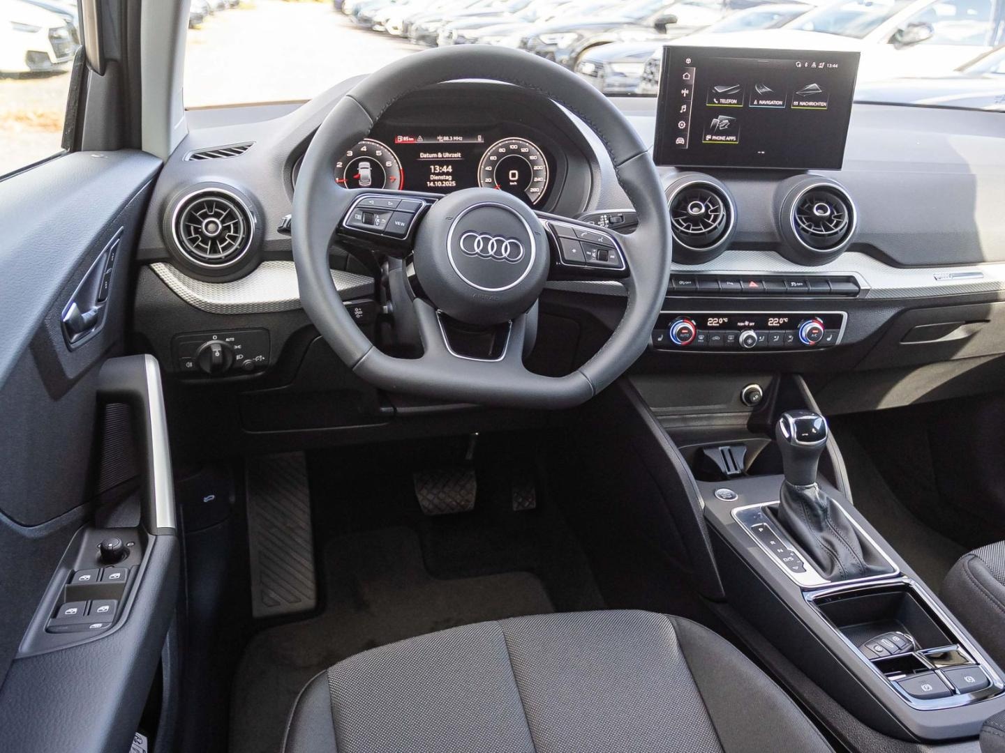 Bild über Audi Q2 advanced 35 TFSI S tronic - für weitere Informationen kontaktieren Sie den Audi Partner