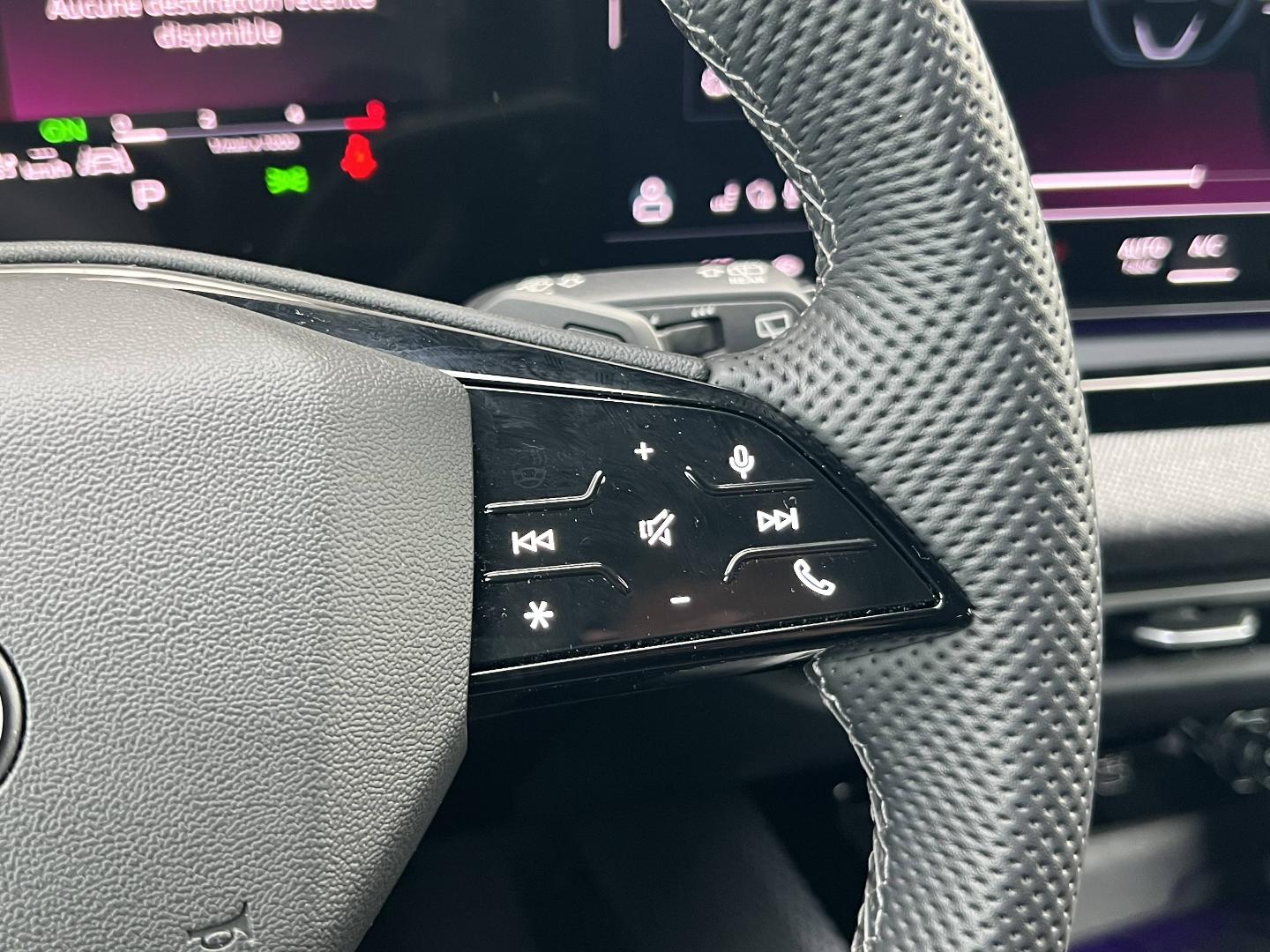 Image about Audi A5 Avant Design TDI Hybride 204 ch S tronic