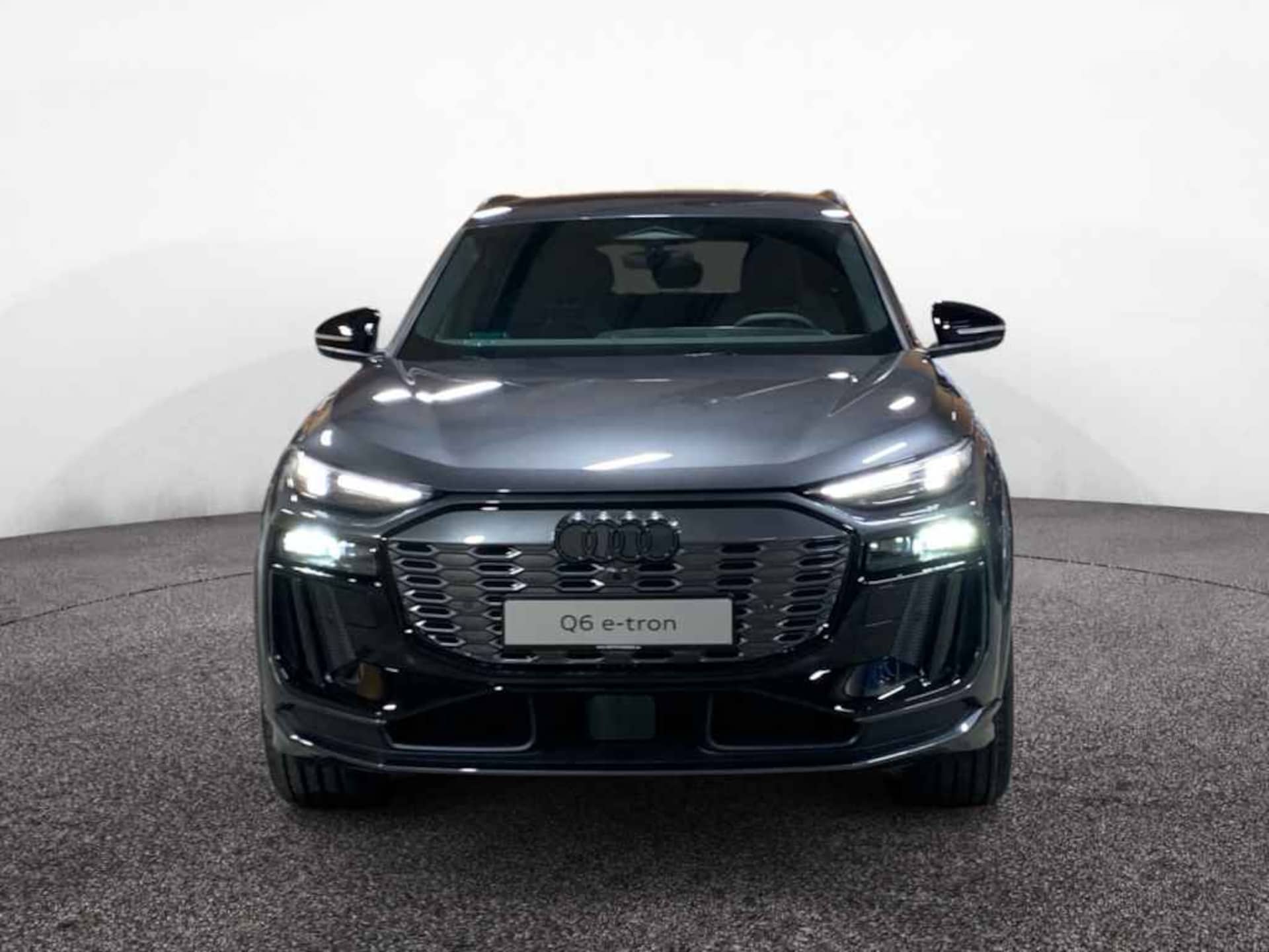 Audi Q6 SUV e-tron