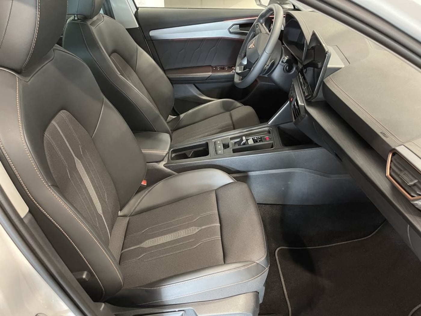 CUPRA Formentor 1.5 TSI DSG 110 kW (150 CV) — photo 5