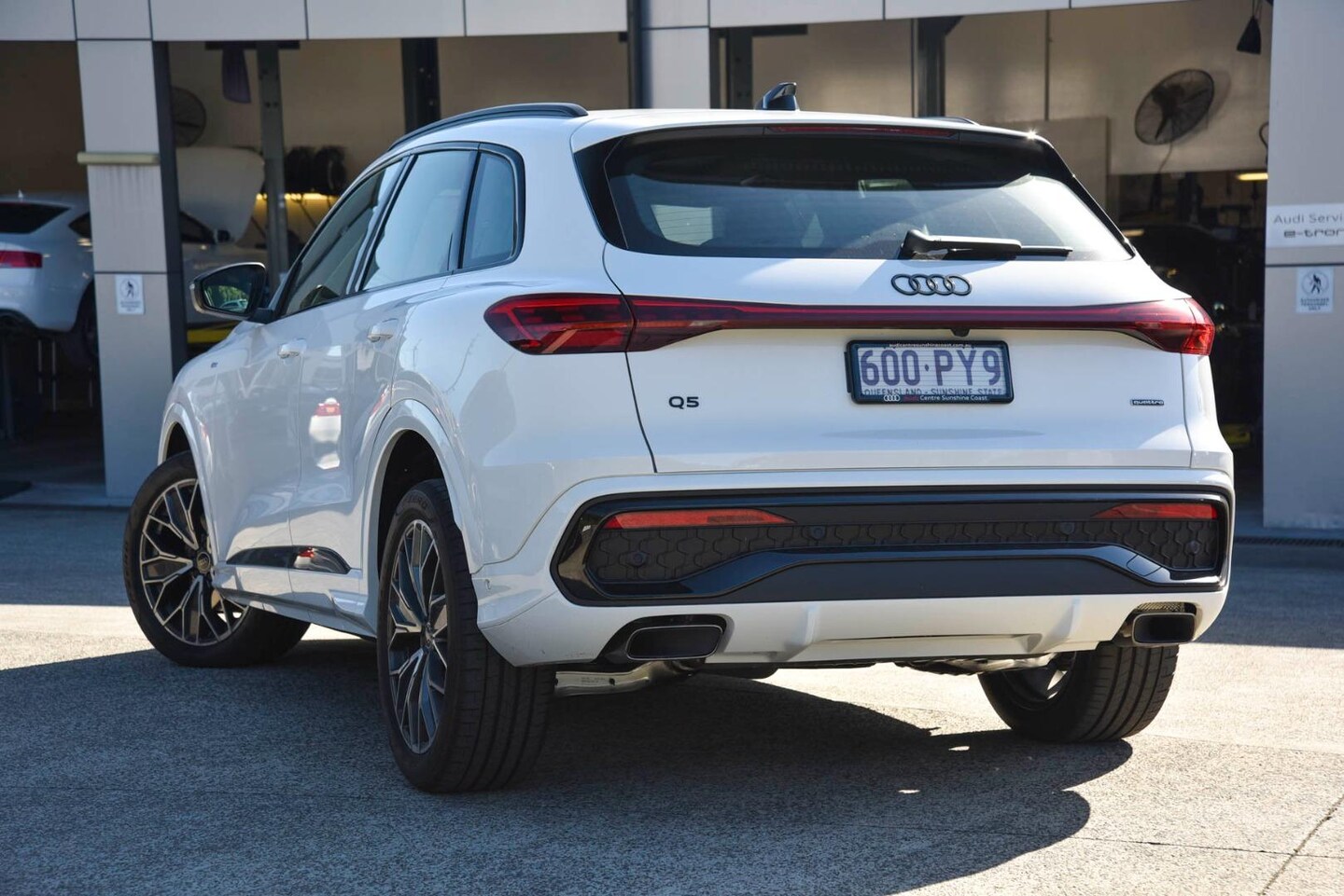 Image about Audi Q5 SUV TFSI quattro 200 kW sport