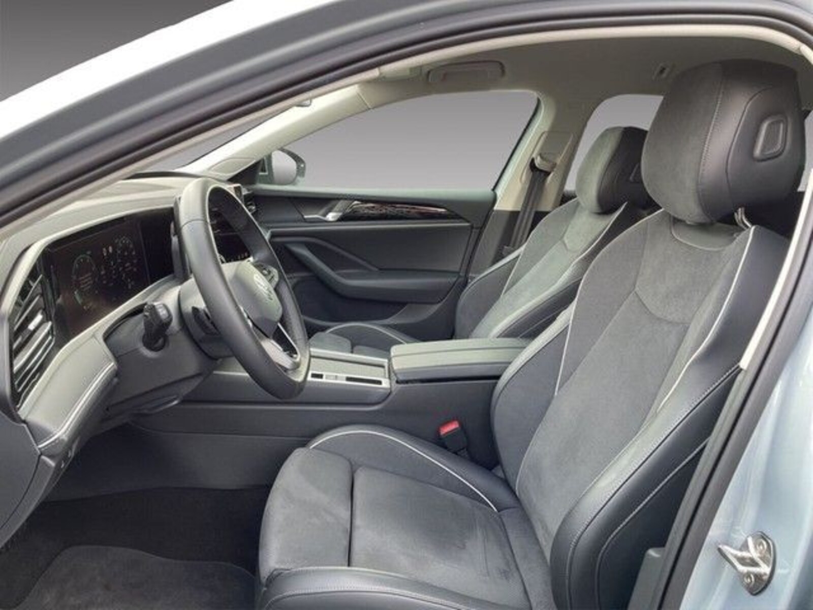 Volkswagen Passat – Bild 11
