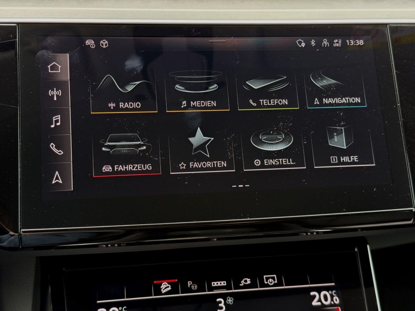 Image about Audi Q8 e-tron S line 50 e-tron quattro