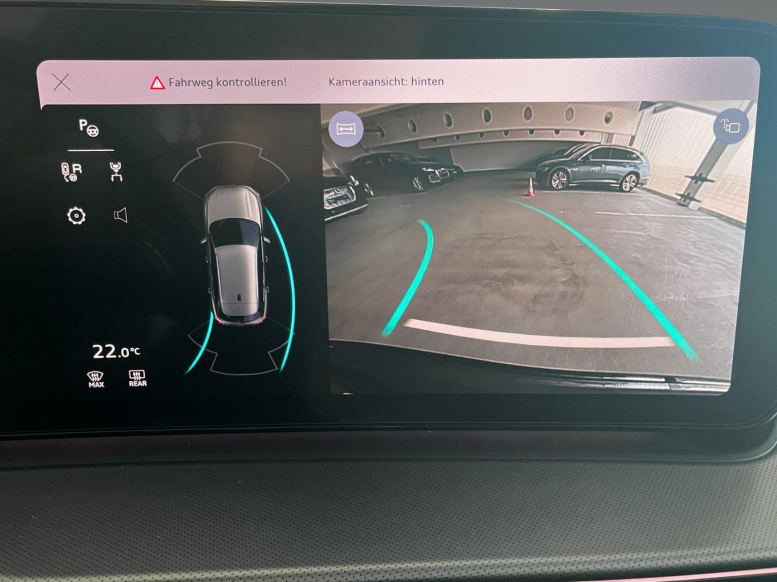 Audi Q3 – Bild 12
