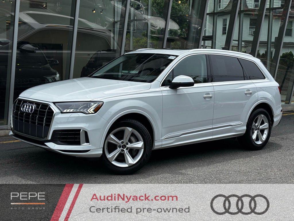 2023 Audi Q7 55 Premium quattro Tiptronic's photo