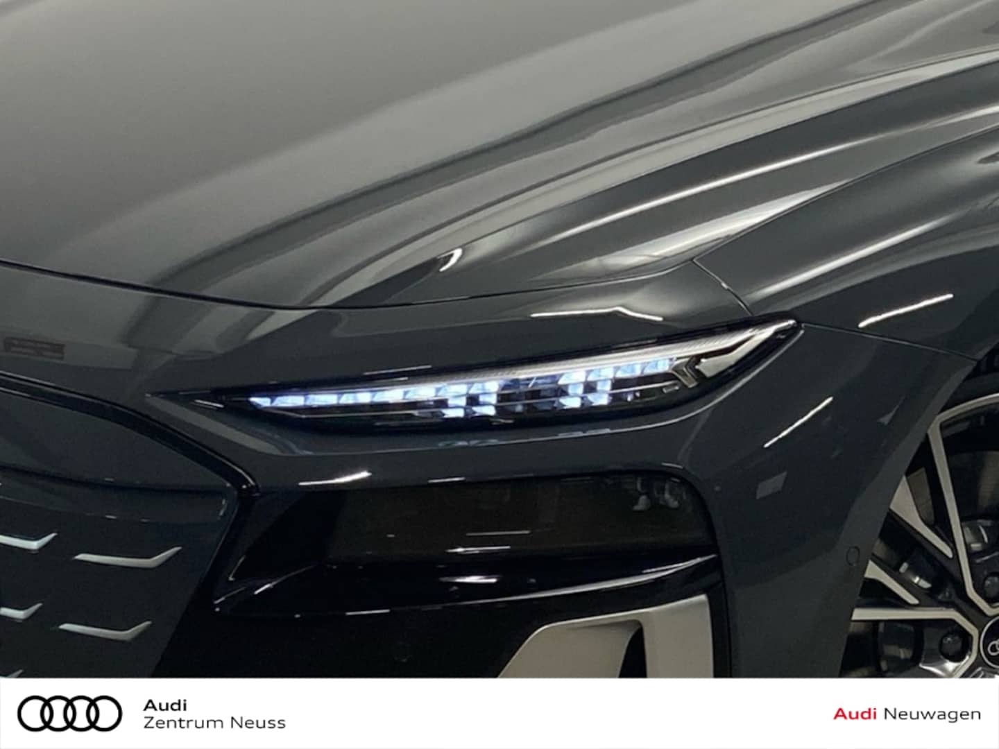 Bild über Audi S6 Sportback e-tron e-tron quattro 370 kW - für weitere Informationen kontaktieren Sie den Audi Partner