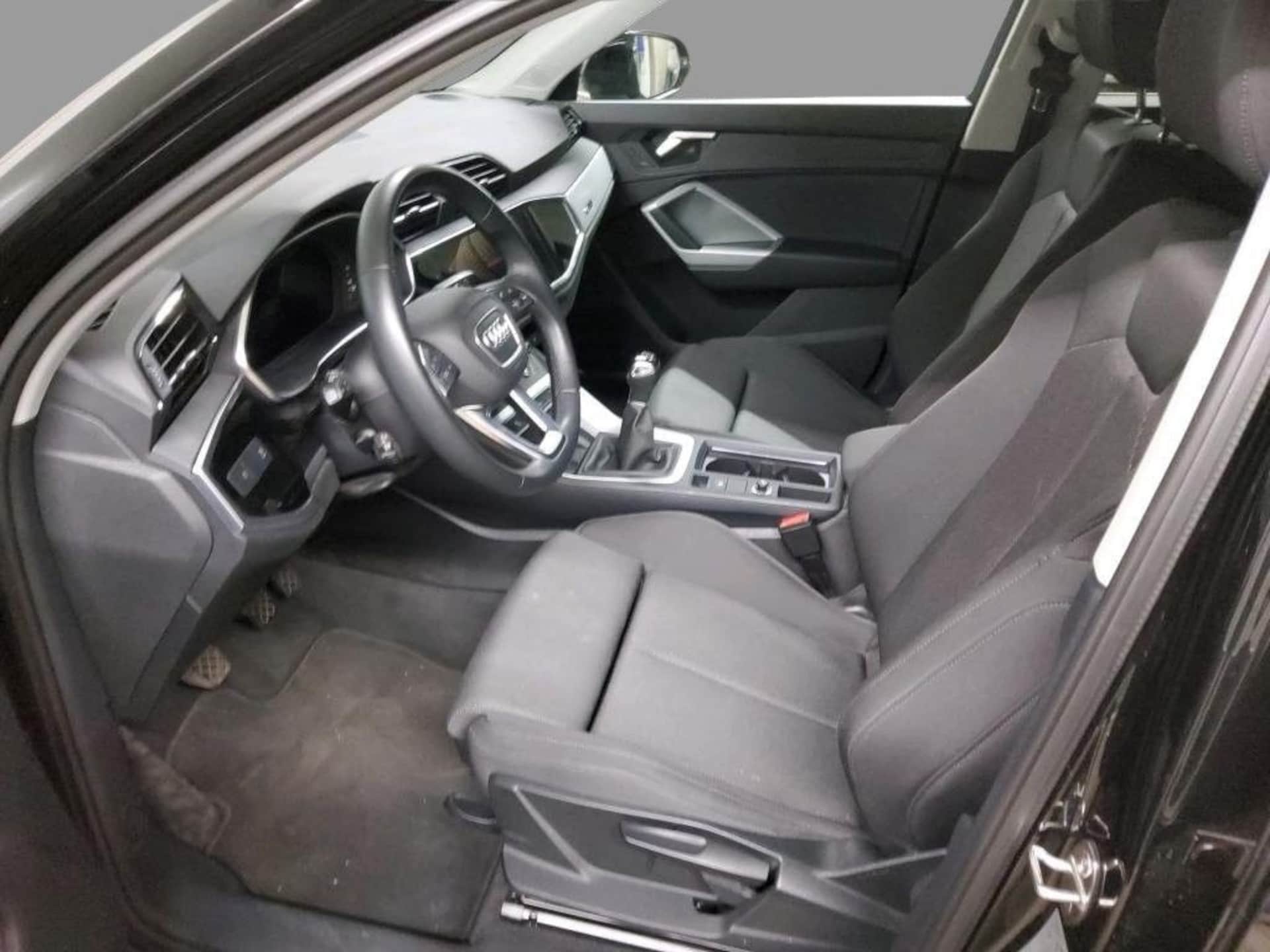 Audi Q3 SUV S line