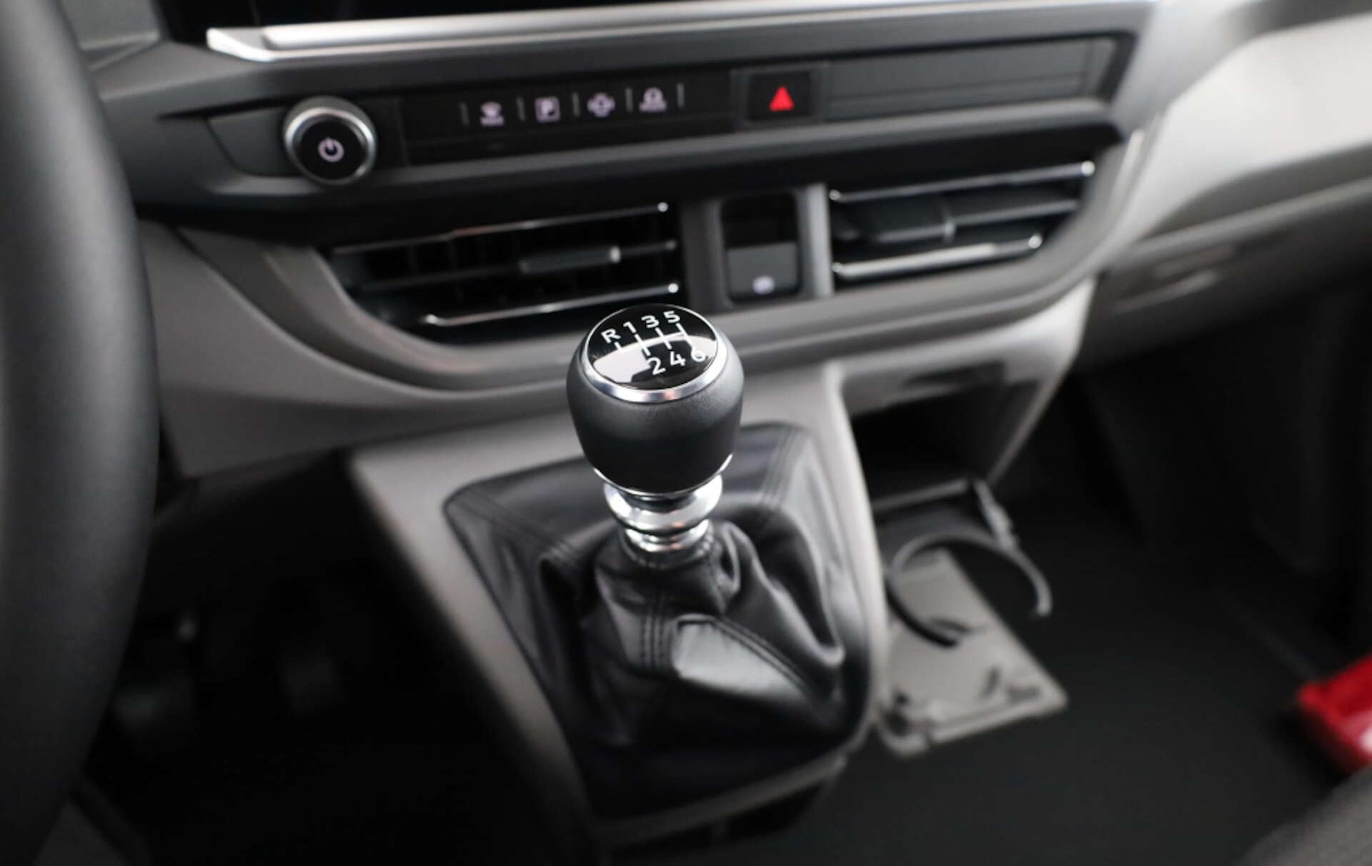 Volkswagen Transporter Kasten kurzer Radstand