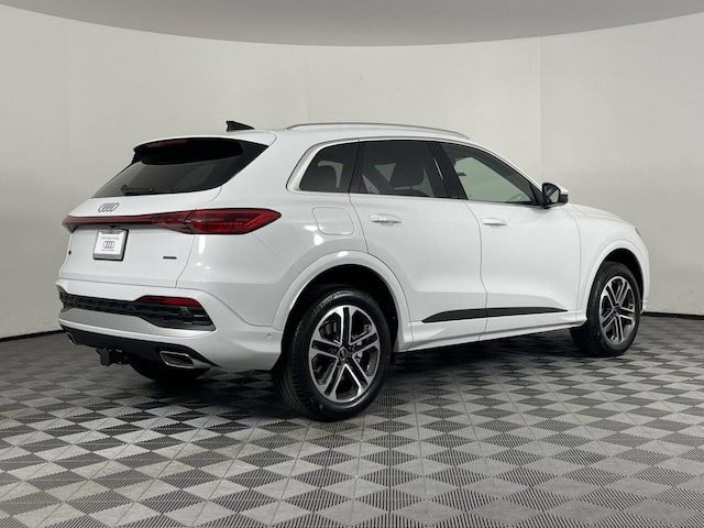 2025 Audi Q5 Premium - Photo 19