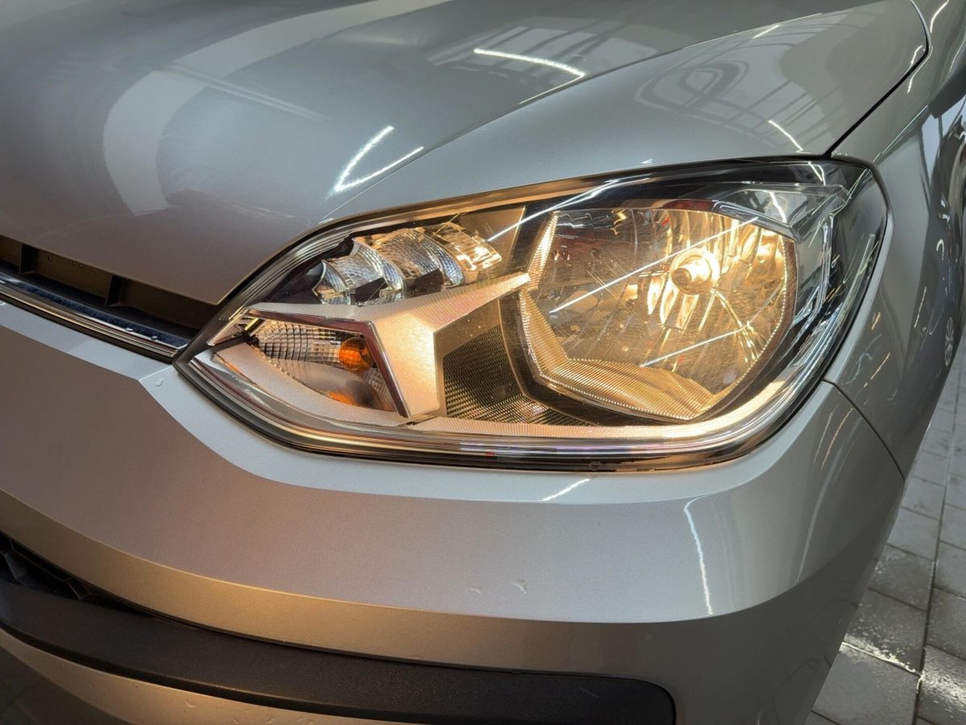 Volkswagen up! move up!