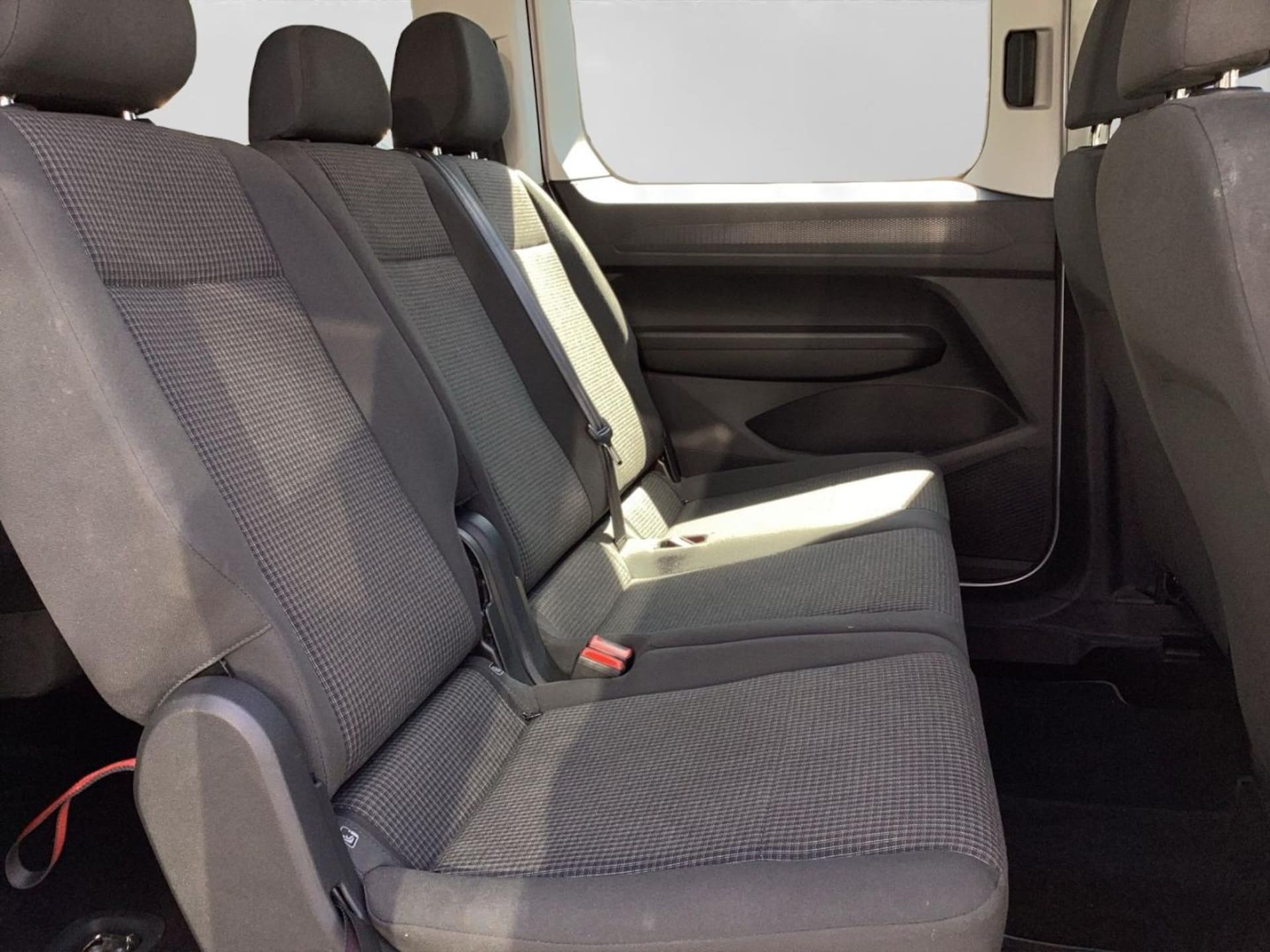 Volkswagen Caddy Maxi Basis-Modell