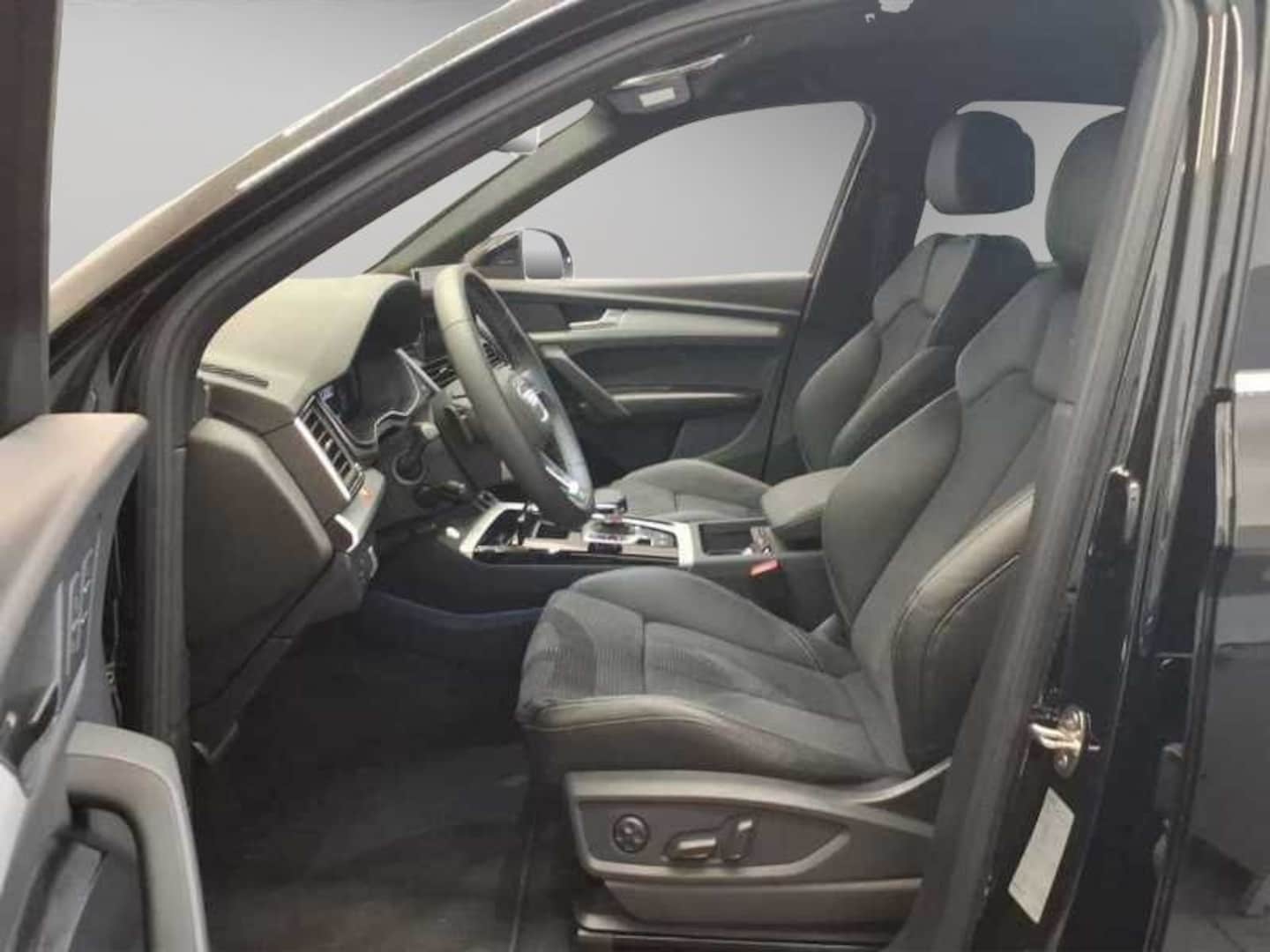 Bild über Audi Q5 45 TFSI quattro S tronic - für weitere Informationen kontaktieren Sie den Audi Partner