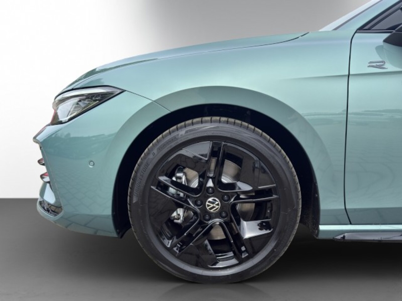 Volkswagen Passat – Bild 14