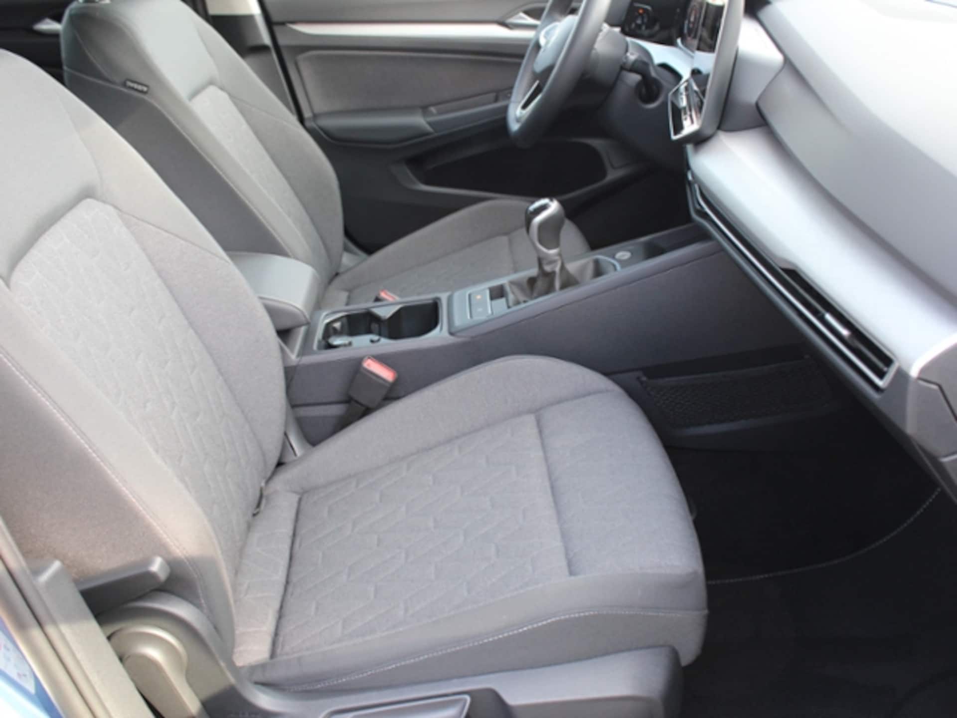 Volkswagen Golf Variant Life