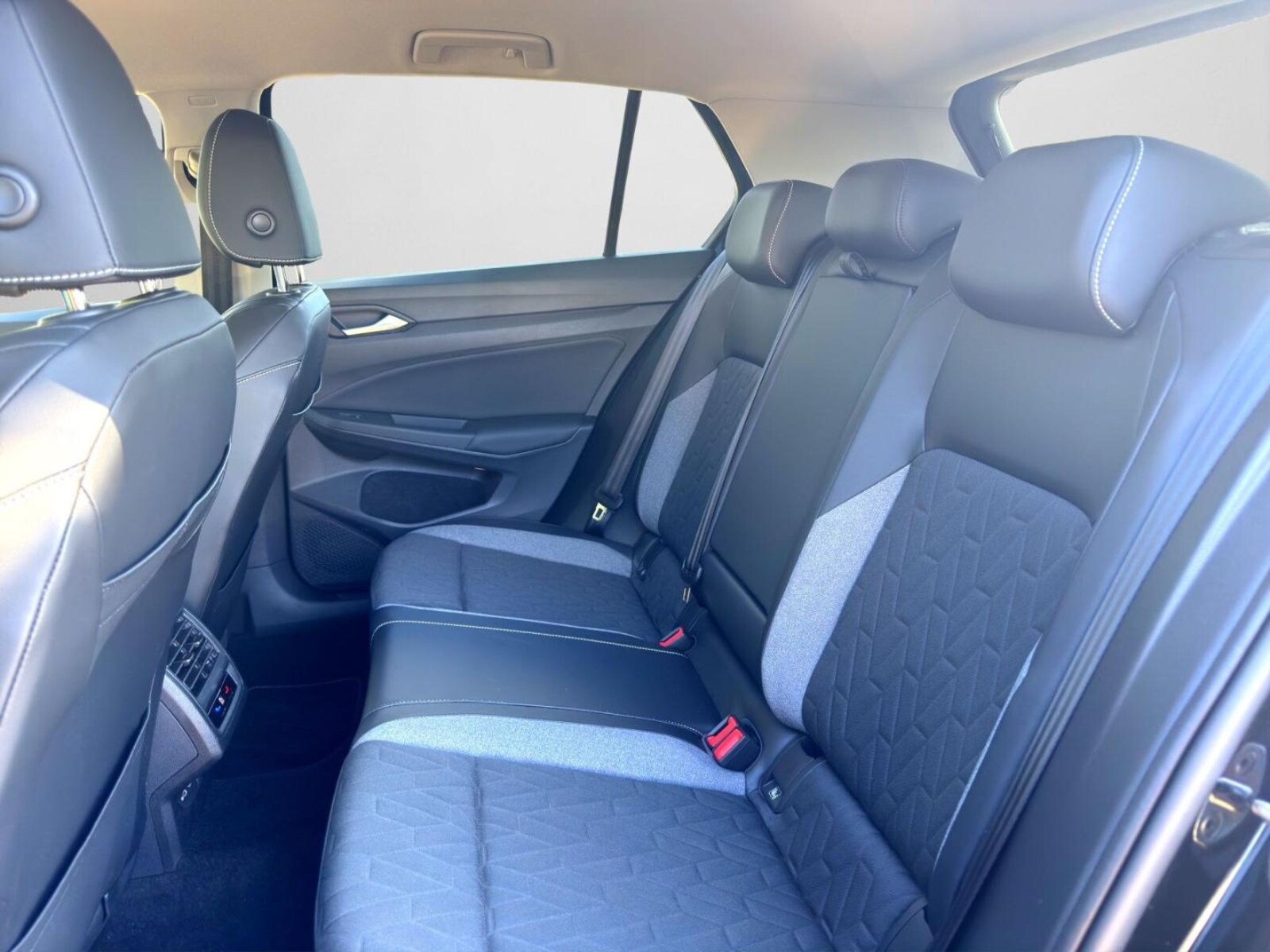 Volkswagen Golf – Bild 14