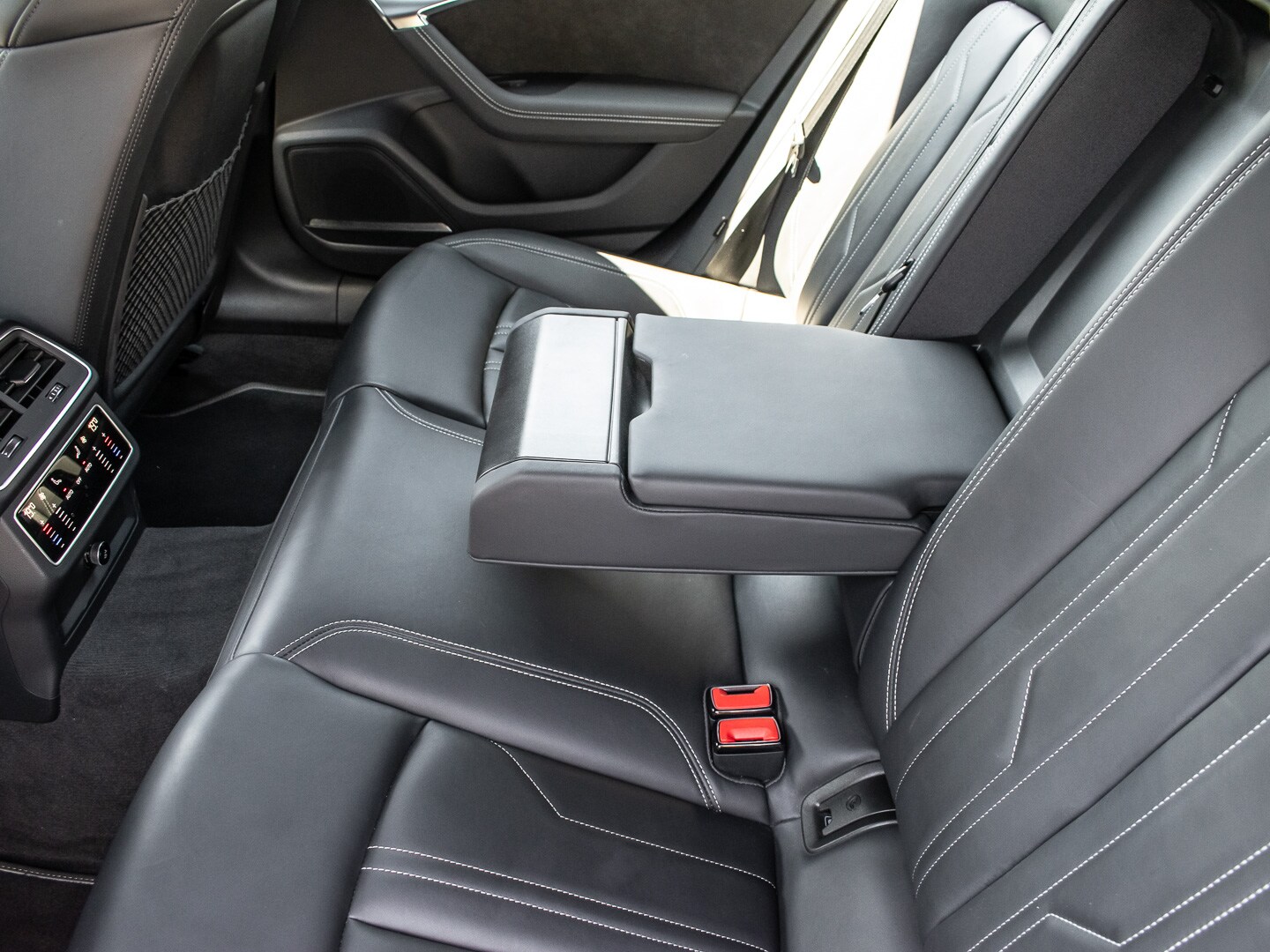 Image about Audi A7 Sportback TFSI e 50 TFSI e quattro S tronic