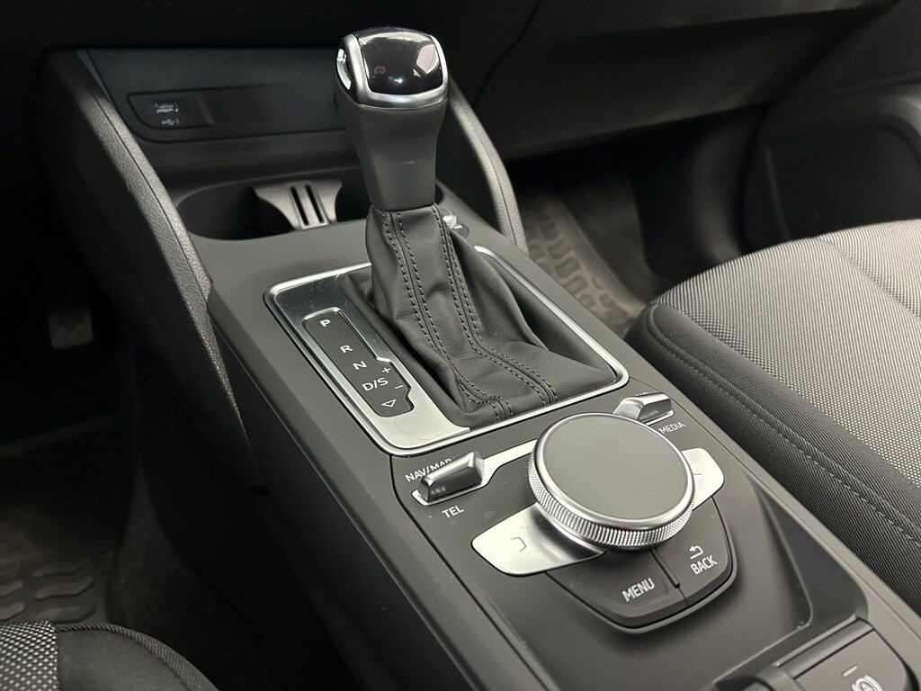 Bild som visar&nbsp;Audi Q2&nbsp;Q2 35 TFSI Proline 150 hk S tronic - för mer information kontakta din Audi Partner
