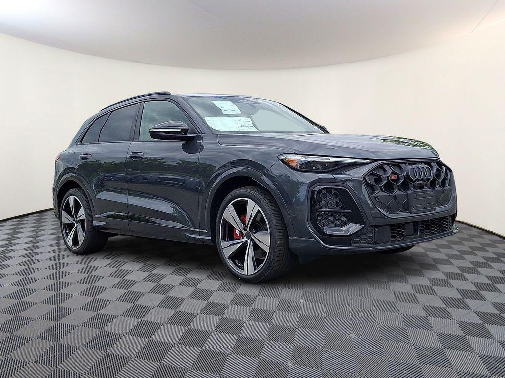 2026 Audi SQ5 Premium Plus quattro's photo