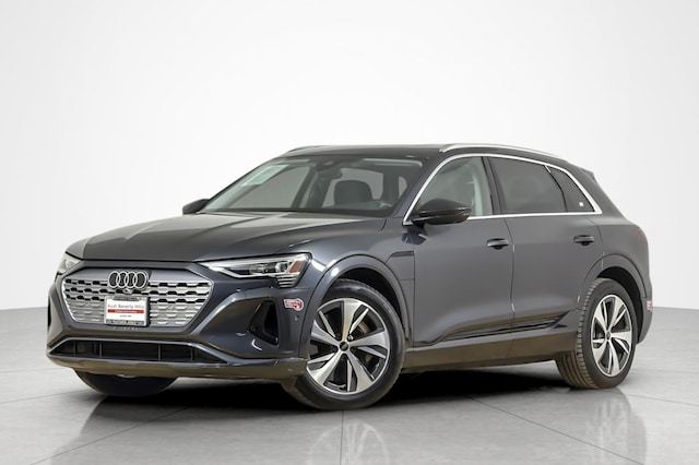 2024 Audi Q8 e-tron